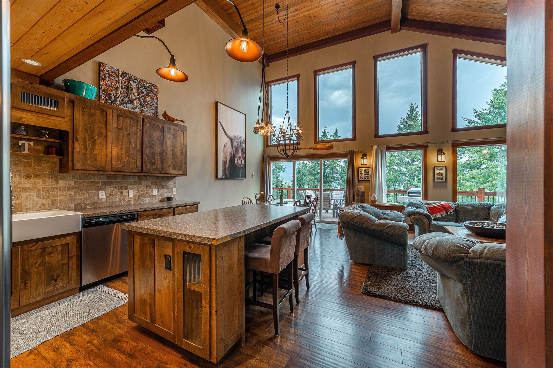 277 Ridge Loop Road Property Photo 1