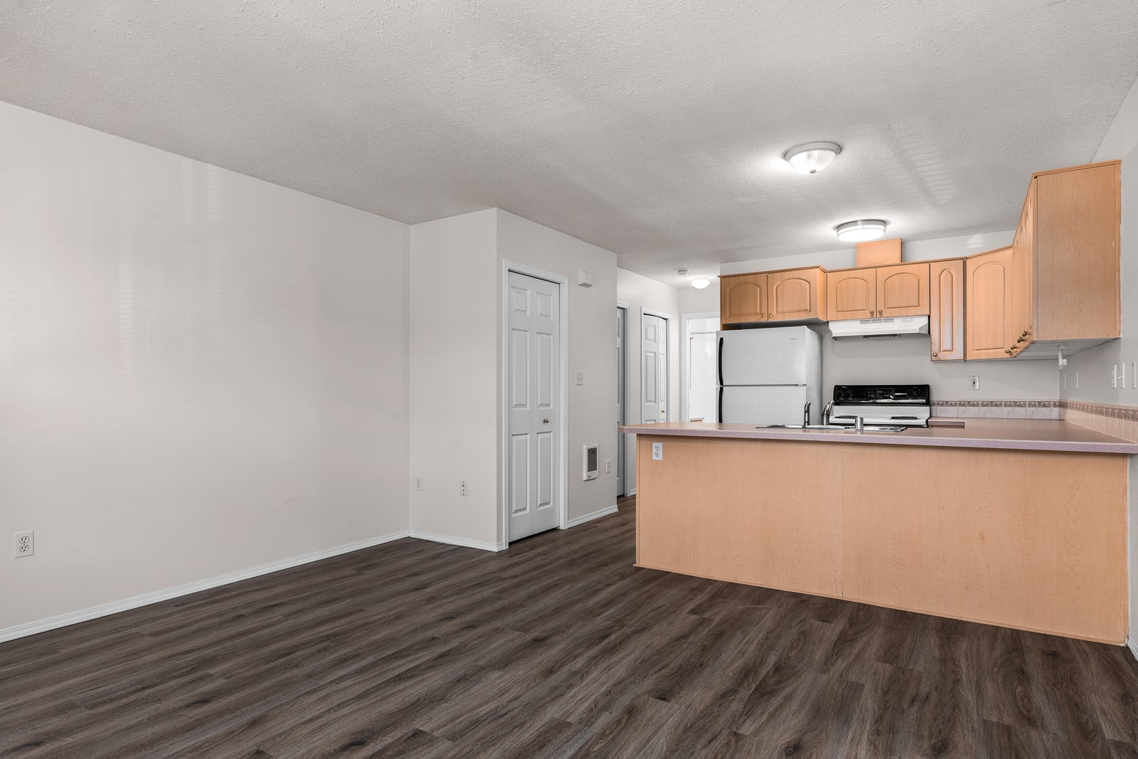 121 Iowa Avenue 1b, 1d, 1j, 1l Property Photo 7