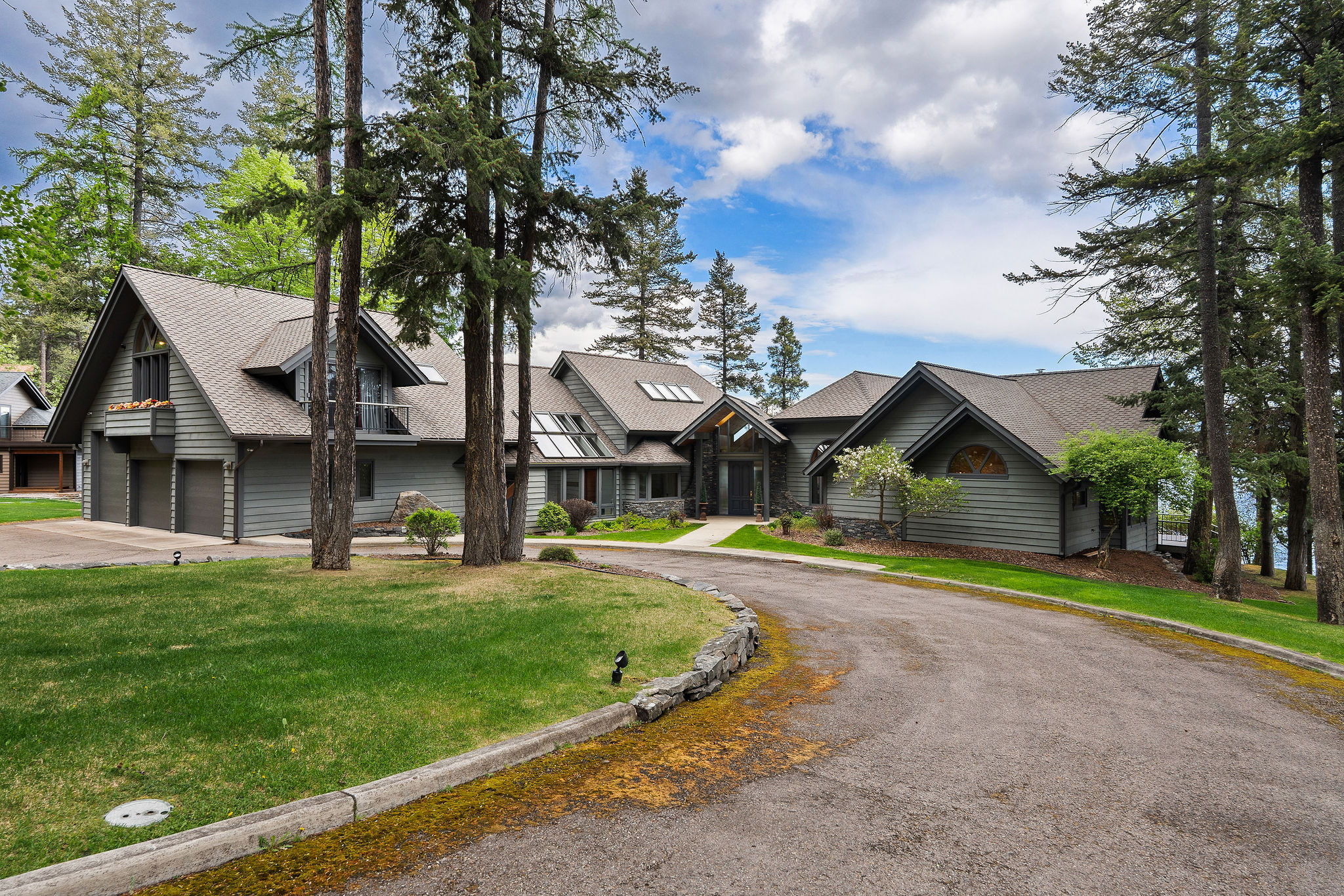 275 Tamarack Terrace Property Photo 10