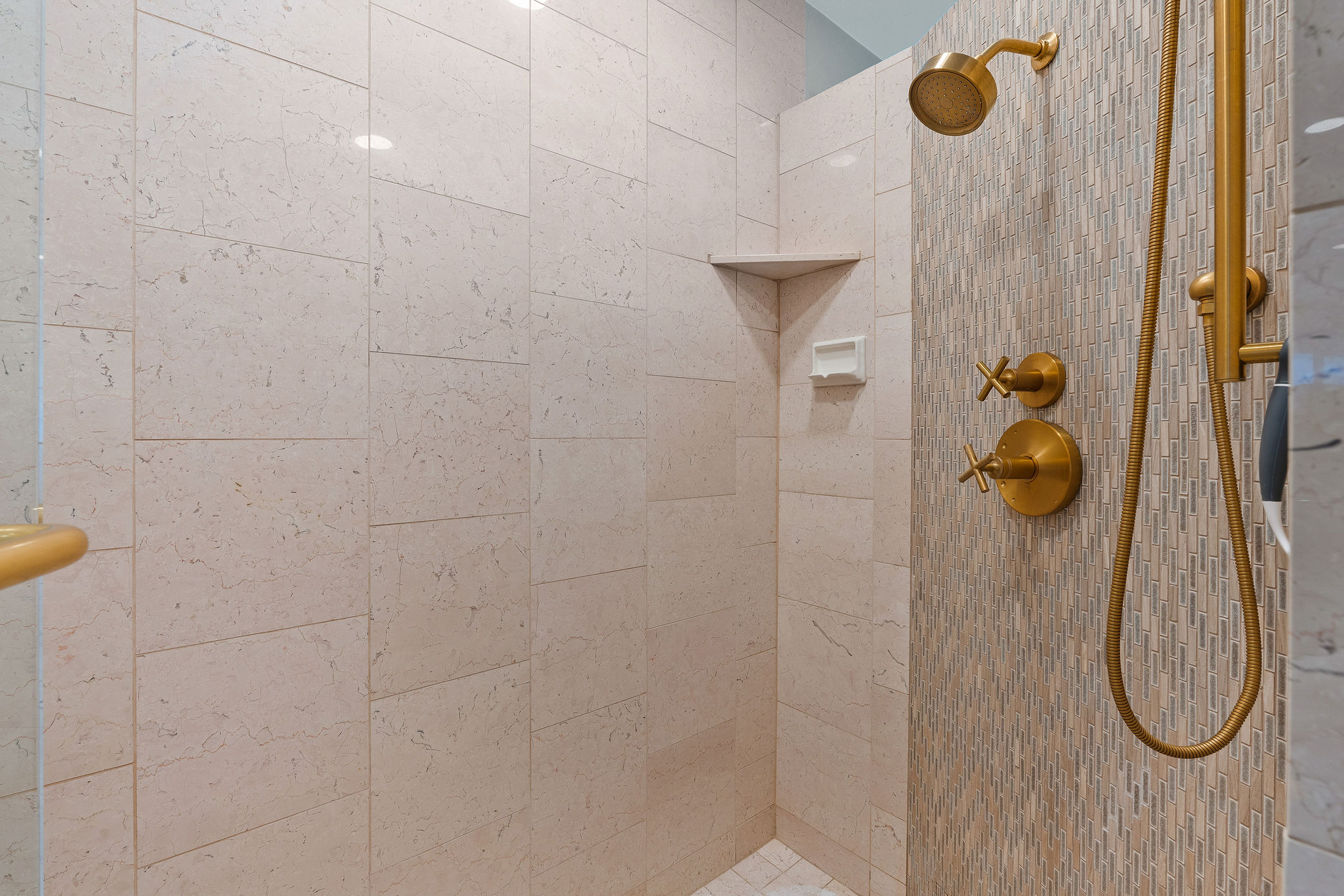 275 Tamarack Terrace Property Photo 74