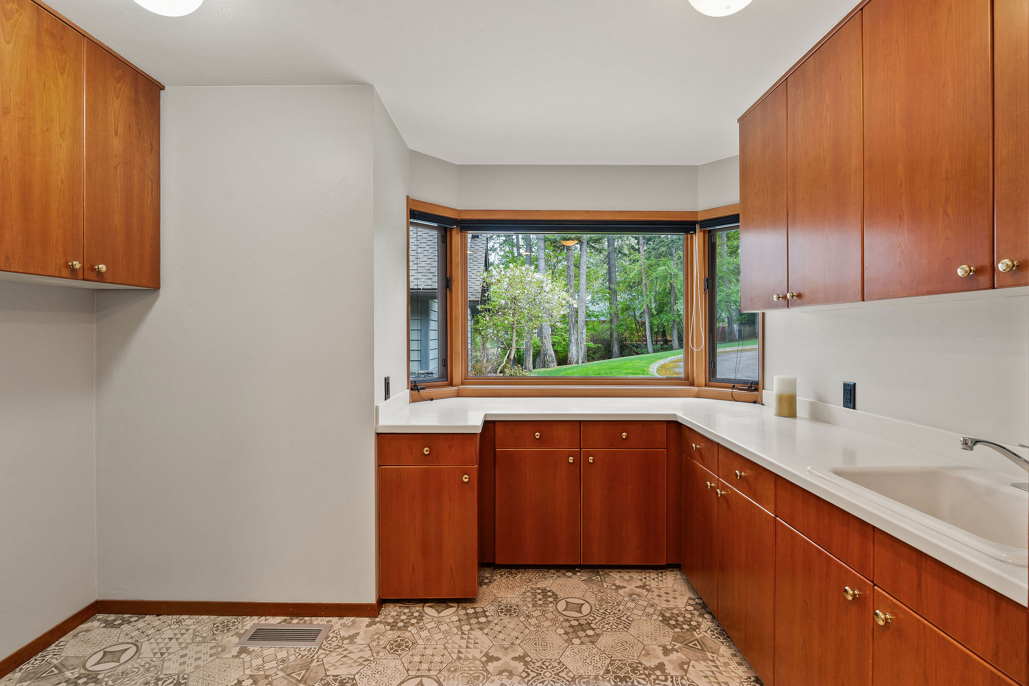 275 Tamarack Terrace Property Photo 76