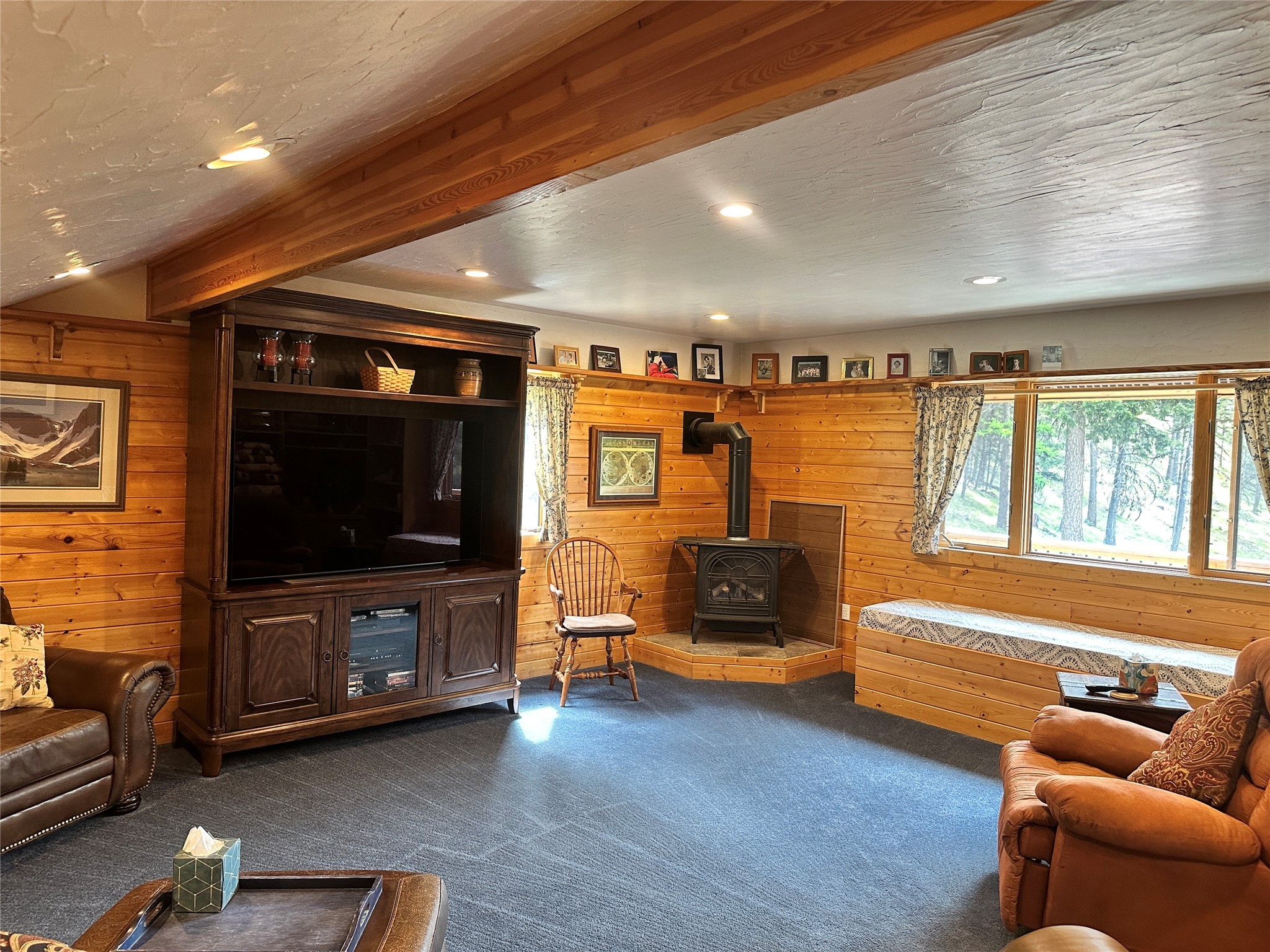 340 Elkhorn Road Property Photo 6
