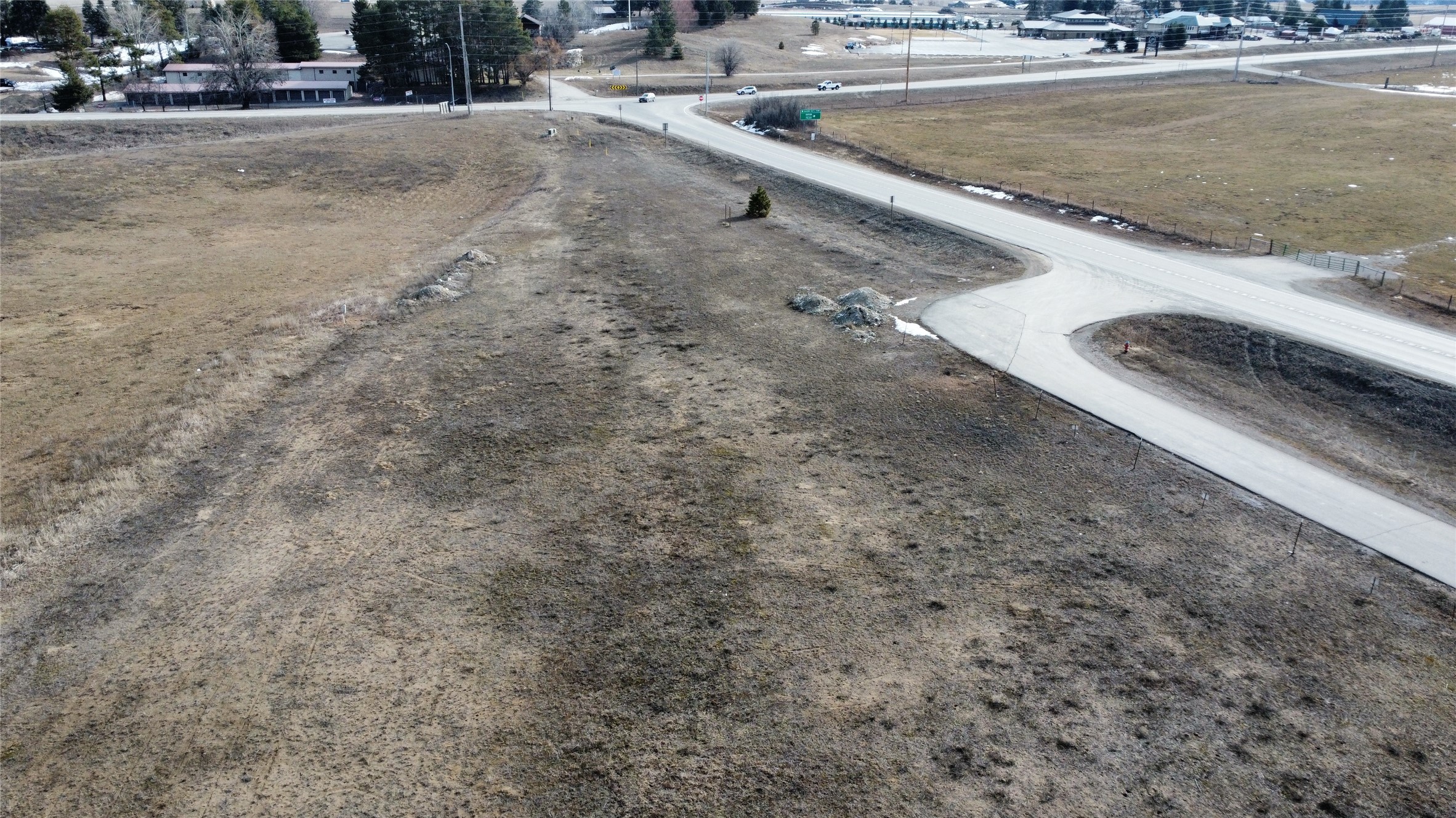 2873 And 2879 Mt Highway 82 Property Photo 8