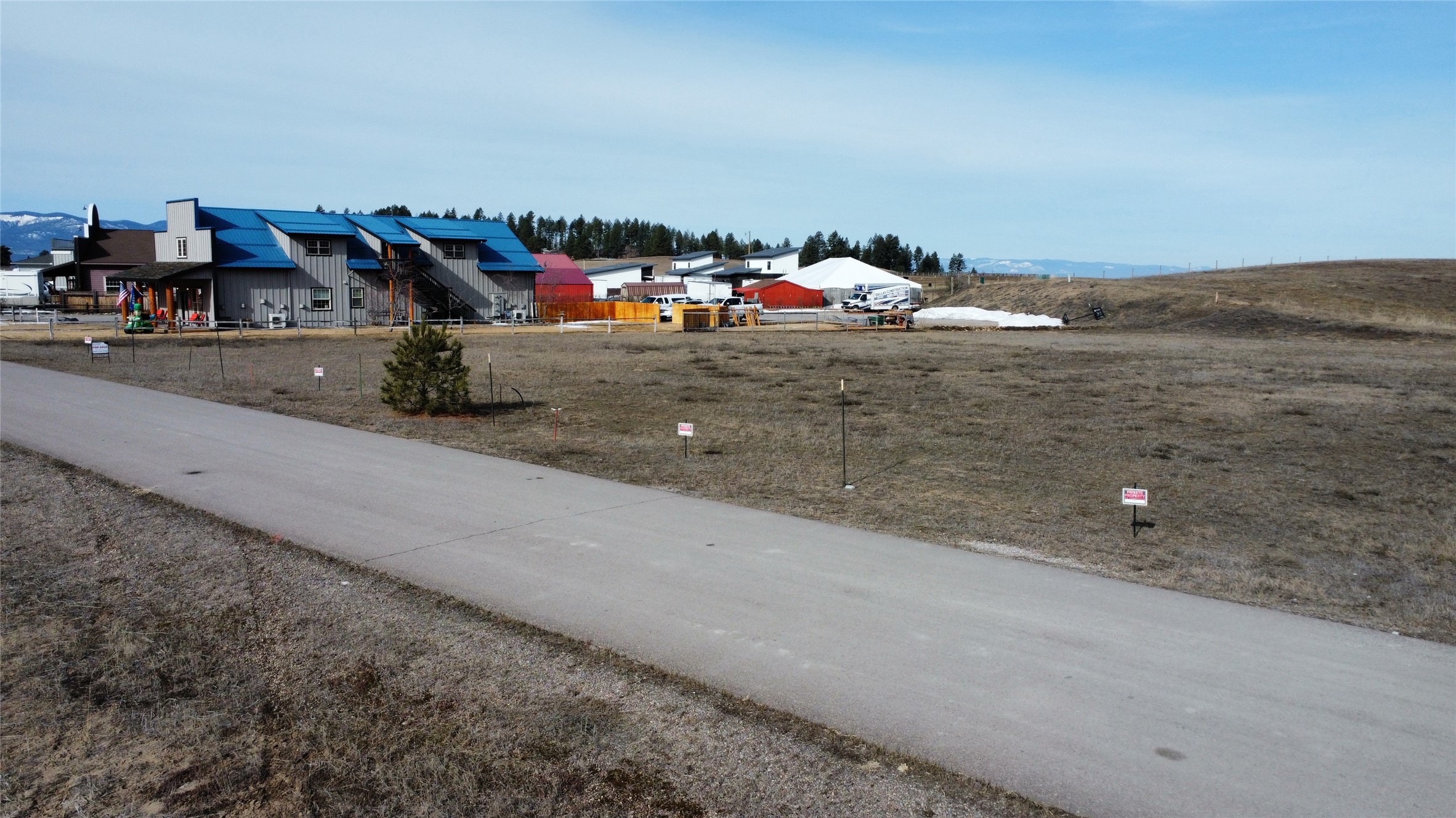 2873 And 2879 Mt Highway 82 Property Photo 11