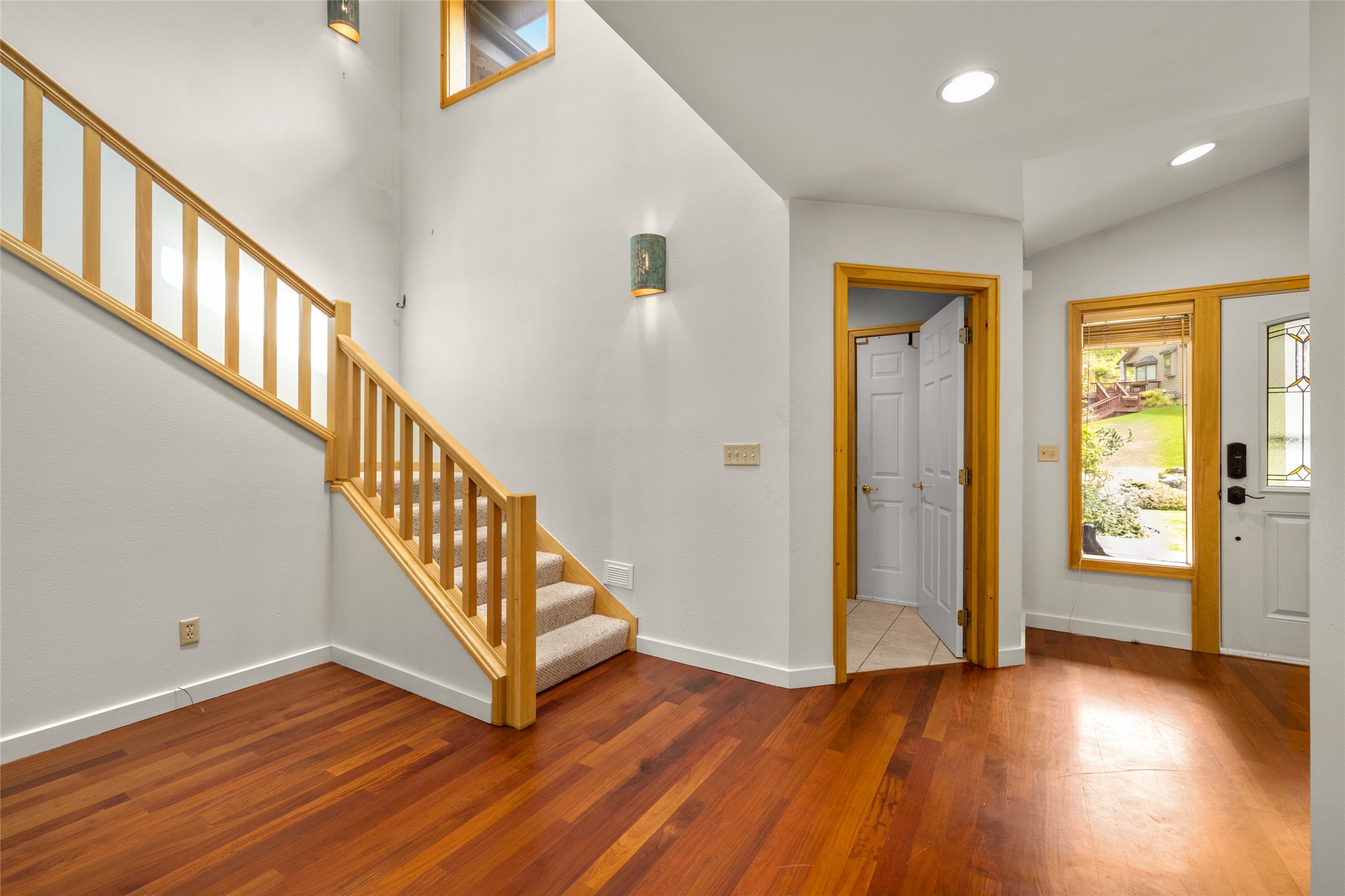 259 Eagle Bend Drive Property Photo 16