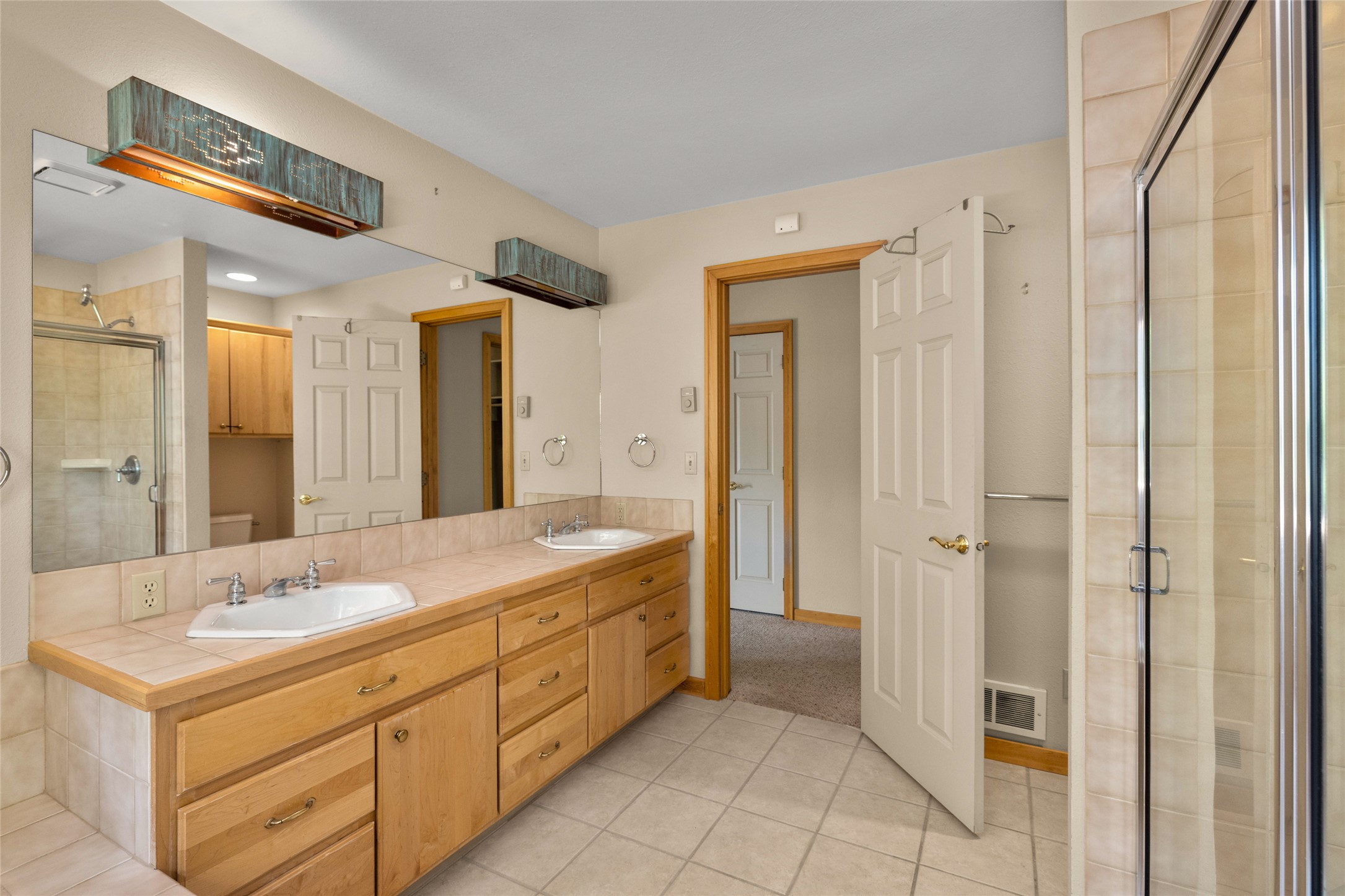 259 Eagle Bend Drive Property Photo 25