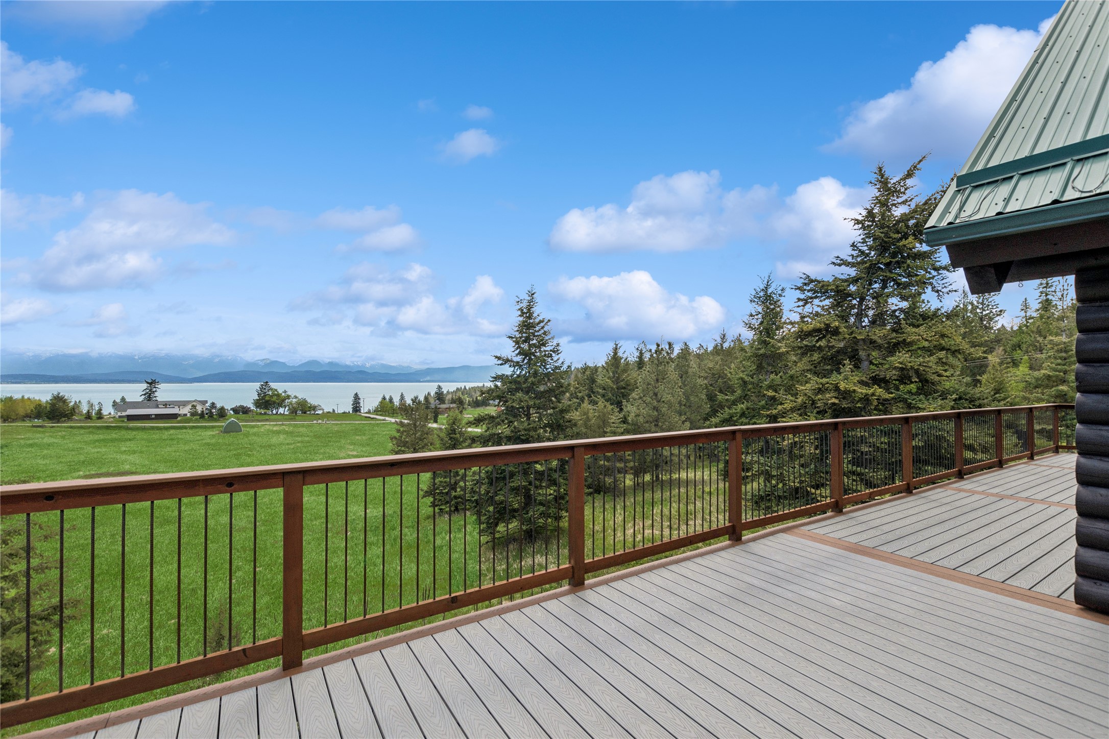 325 Spring Creek Road Property Photo 1