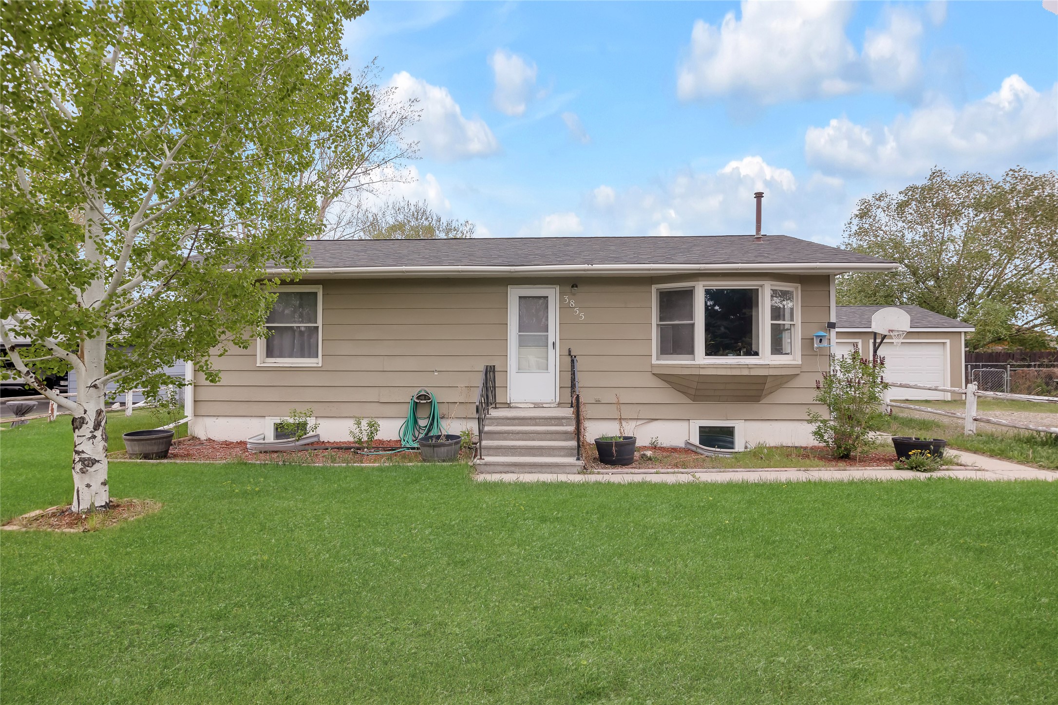 3855 Kiki Drive Property Photo 1