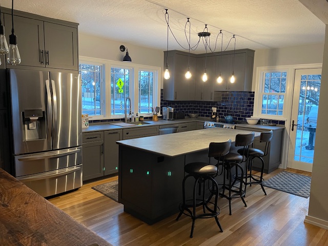 339 E Beckwith Avenue Property Photo 1