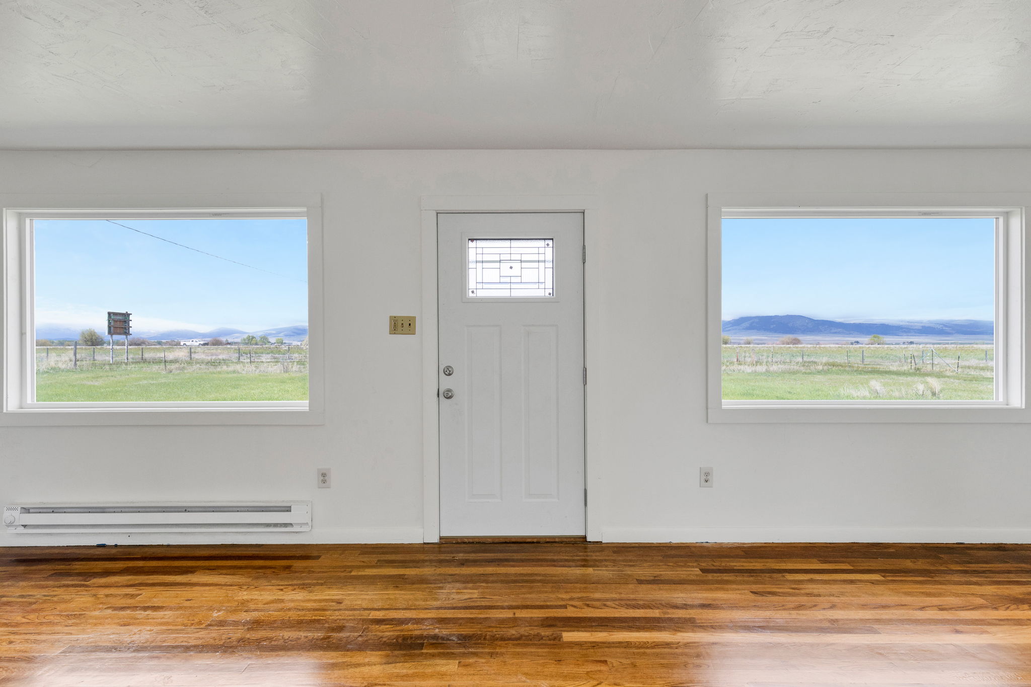 1680 W River Road Property Photo 11