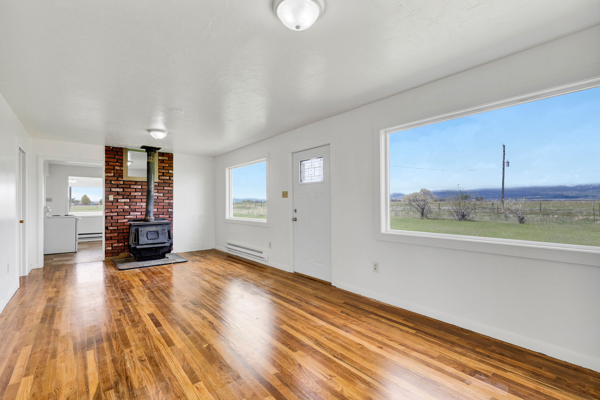 1680 W River Road Property Photo 12