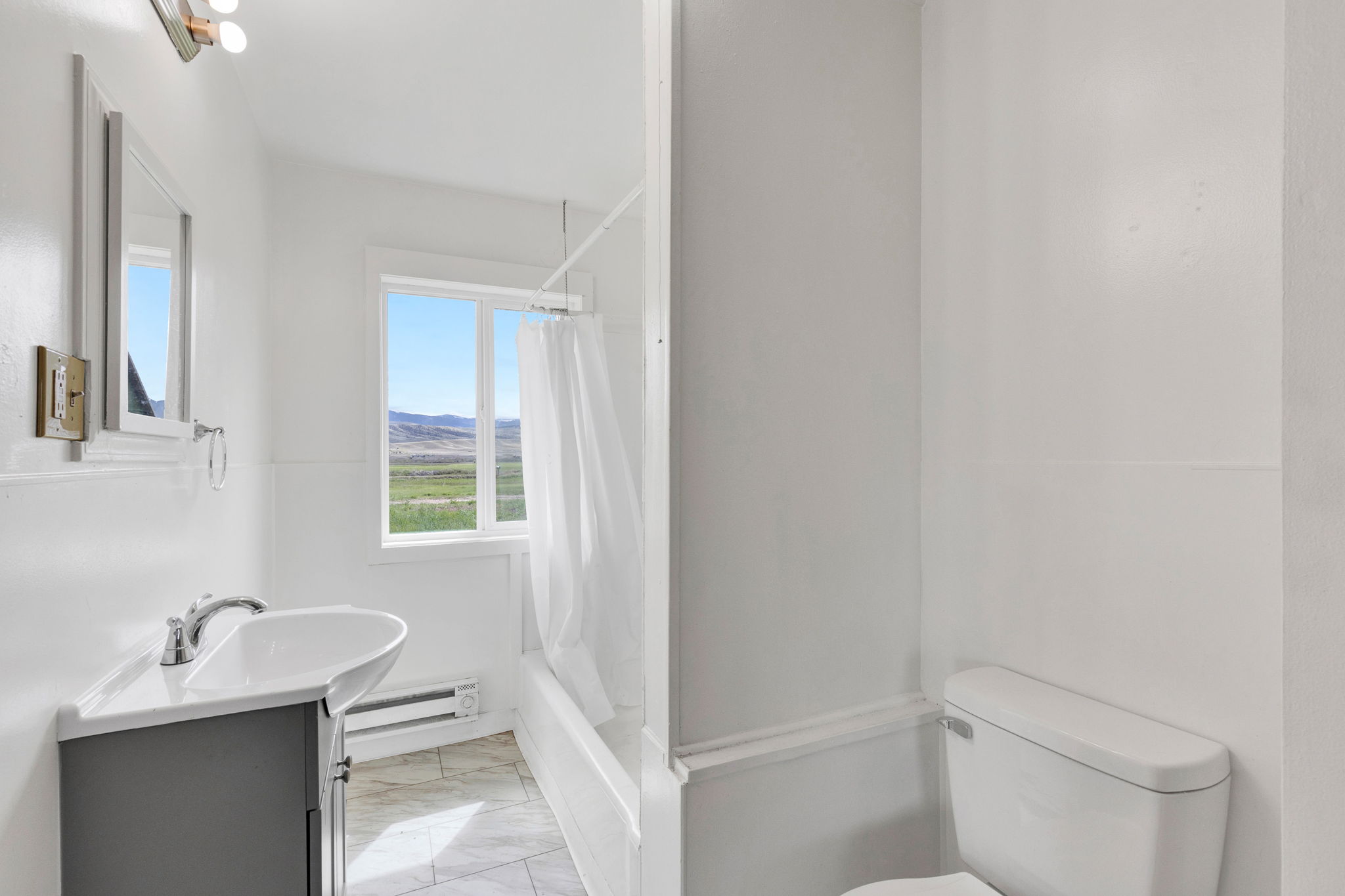 1680 W River Road Property Photo 21