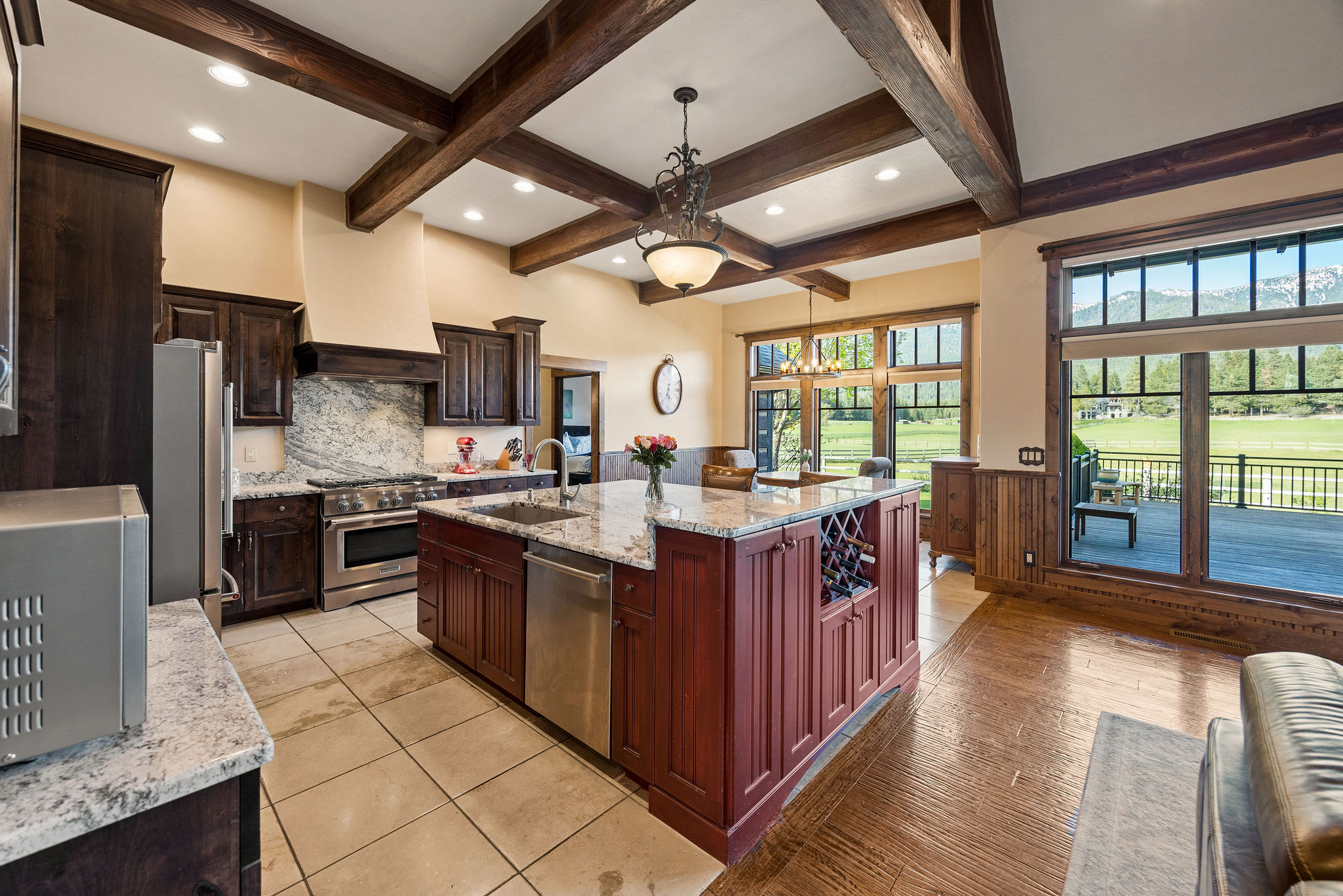 47 Whitetail Meadows Road Property Photo 15