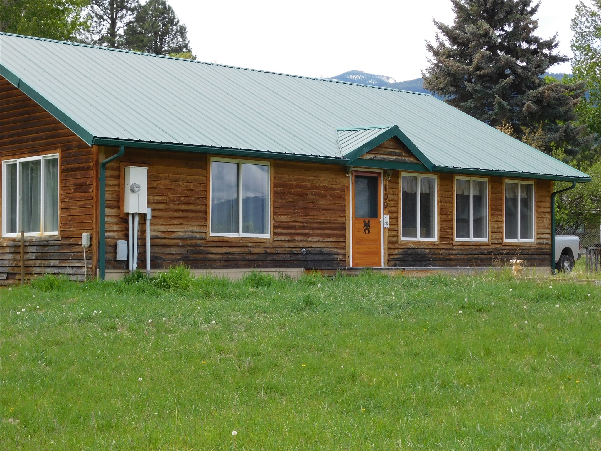 600 Solleder Lane Property Photo 1