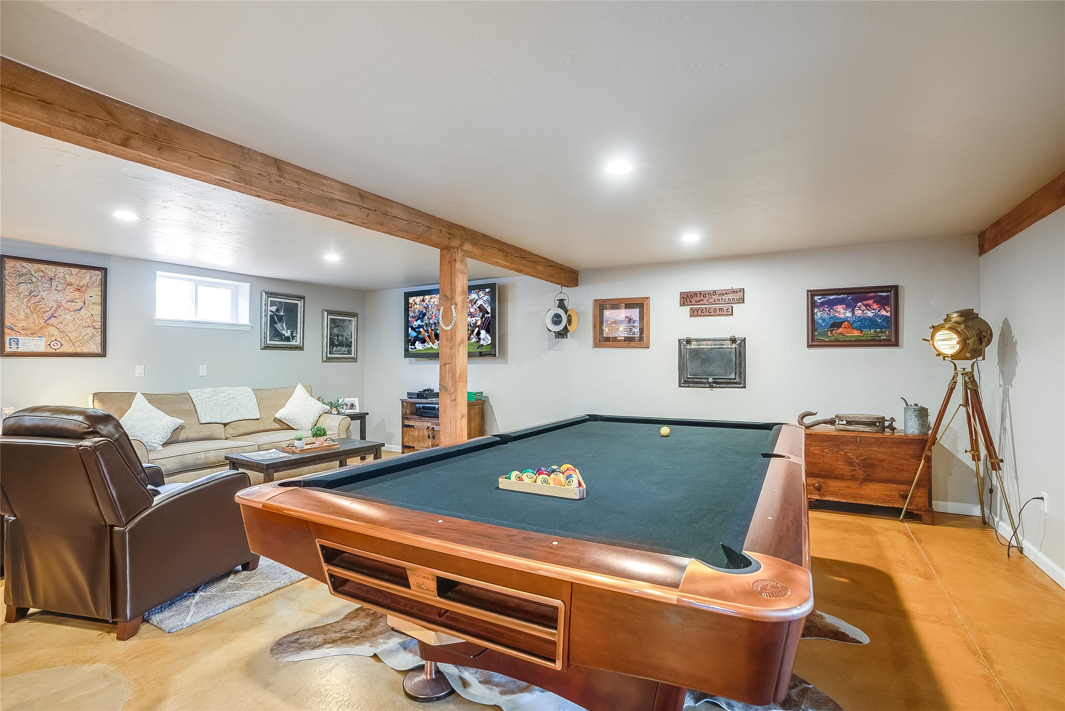 442 4th Avenue E Property Photo 44