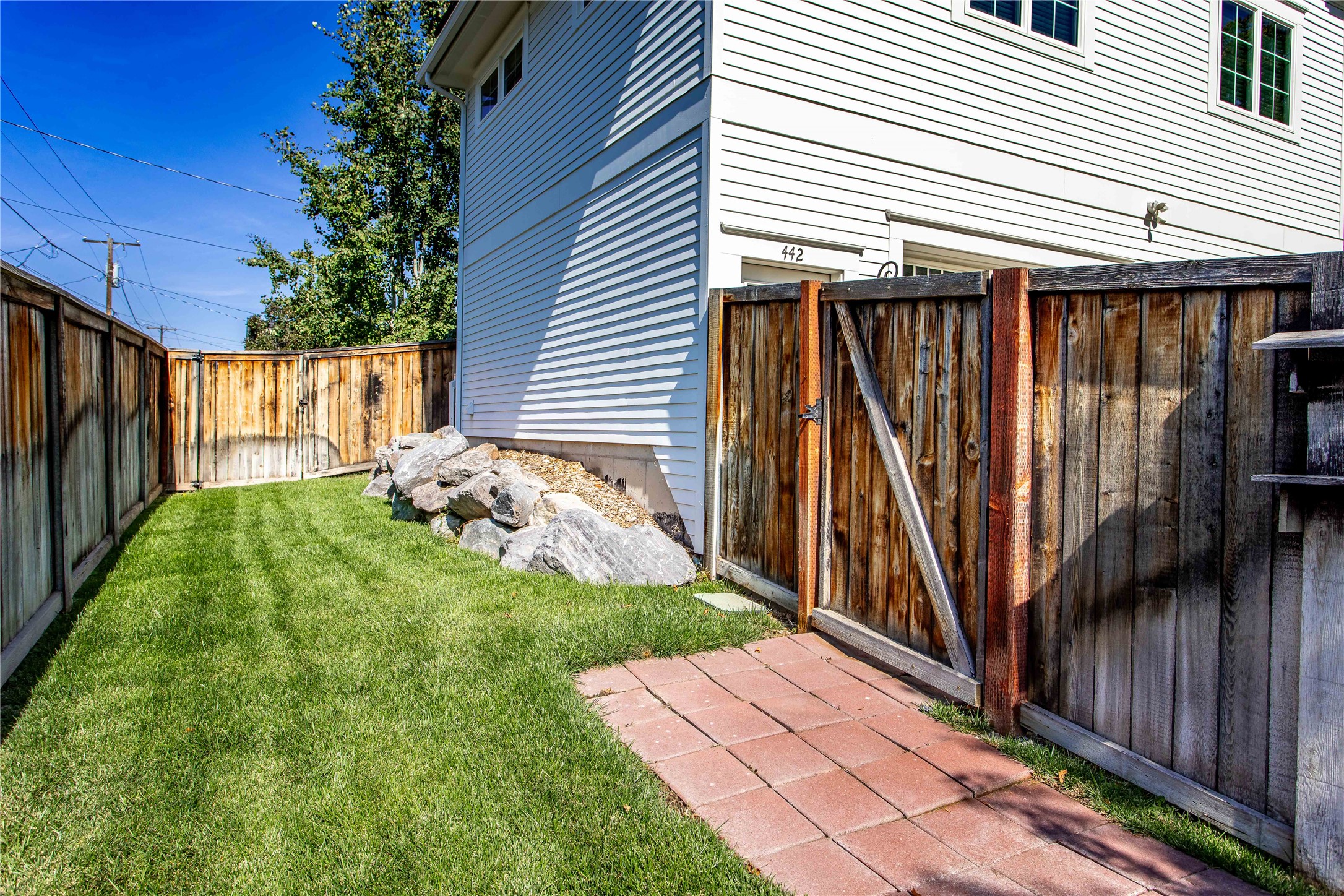 442 4th Avenue E Property Photo 90