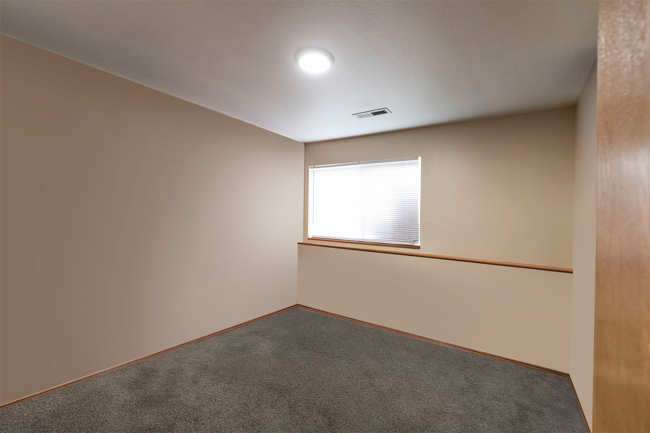 16830 Stenerson Lane Property Photo 10