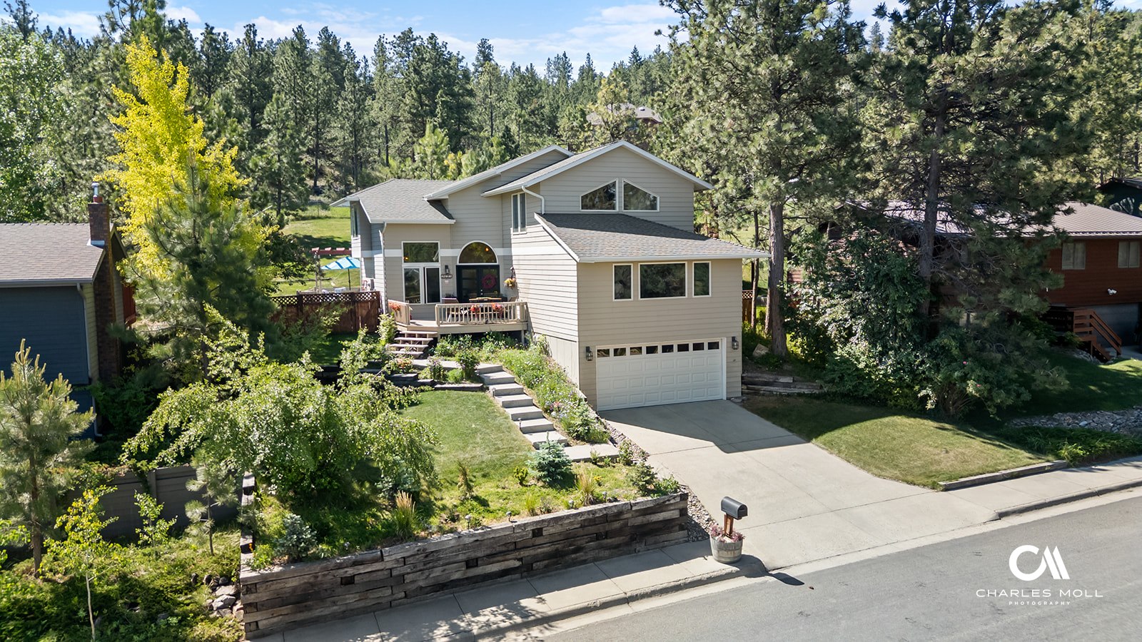 2623 Gold Rush Avenue Property Photo 2