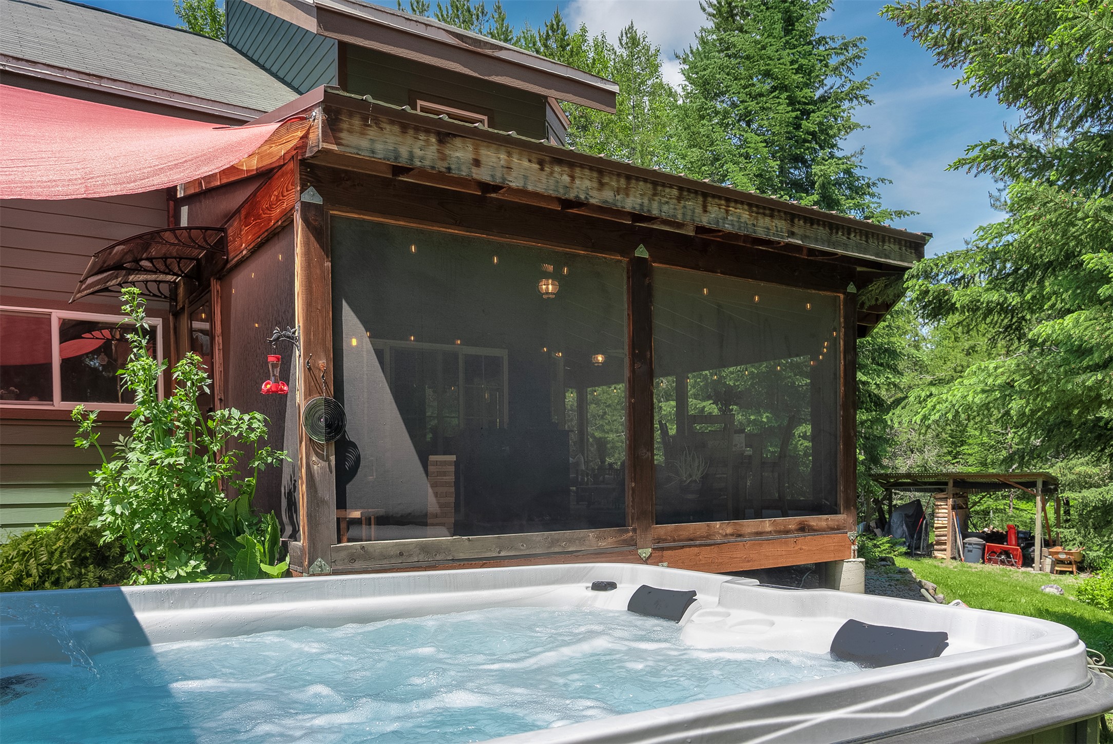 2075 Lion Mountain Loop Road Property Photo 49