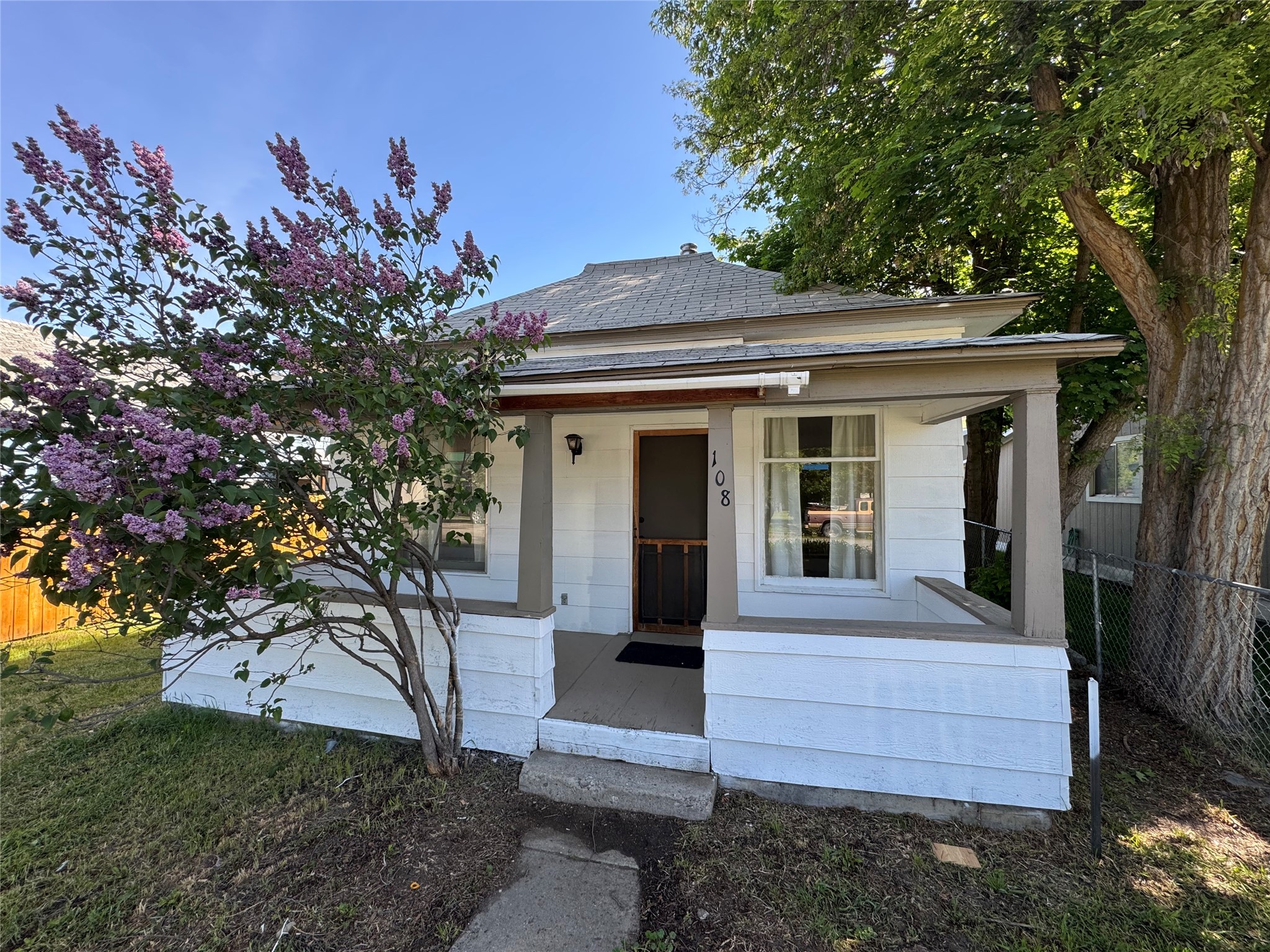 108 Meany Street Property Photo 1