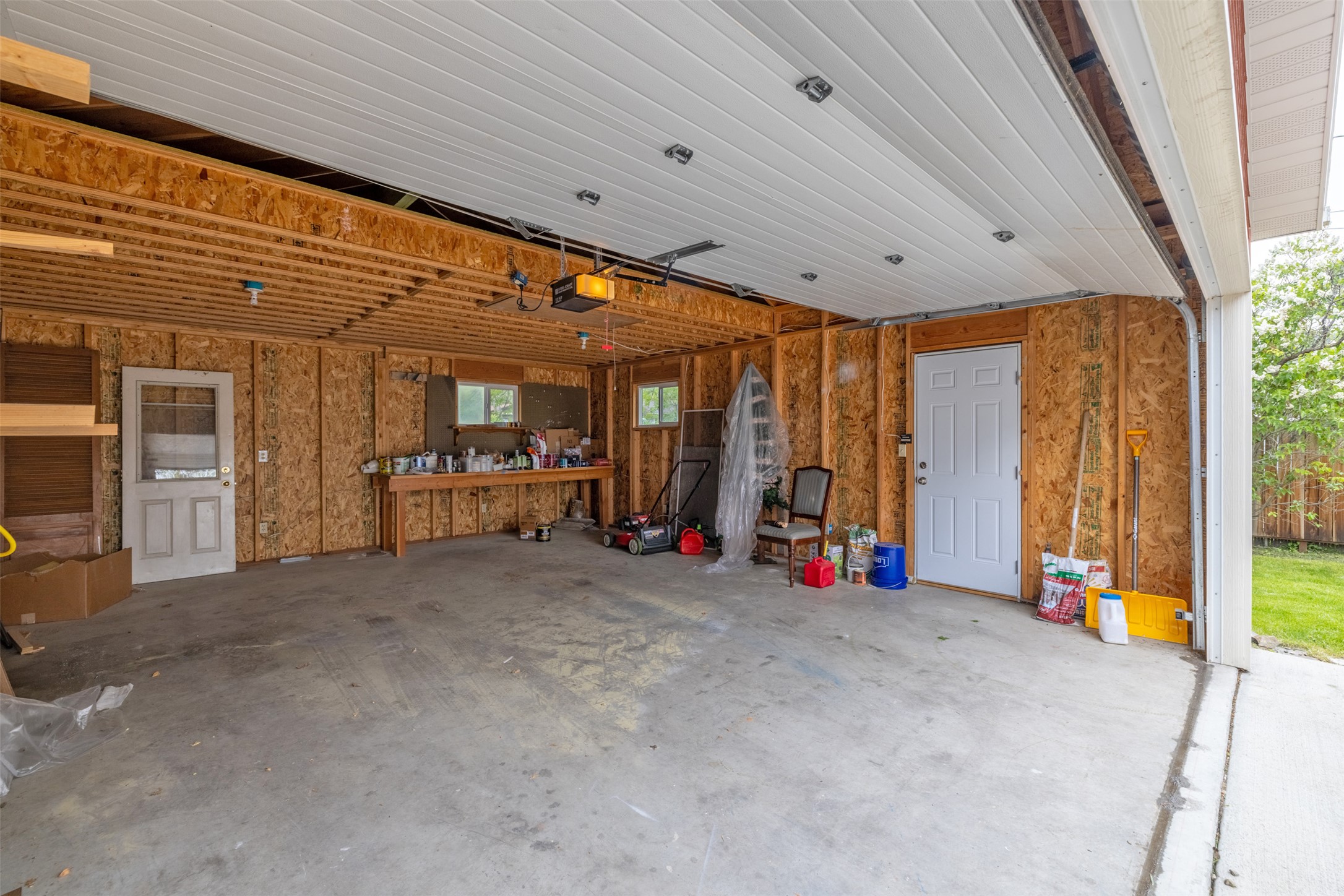 1051 E 6th Avenue Property Photo 48