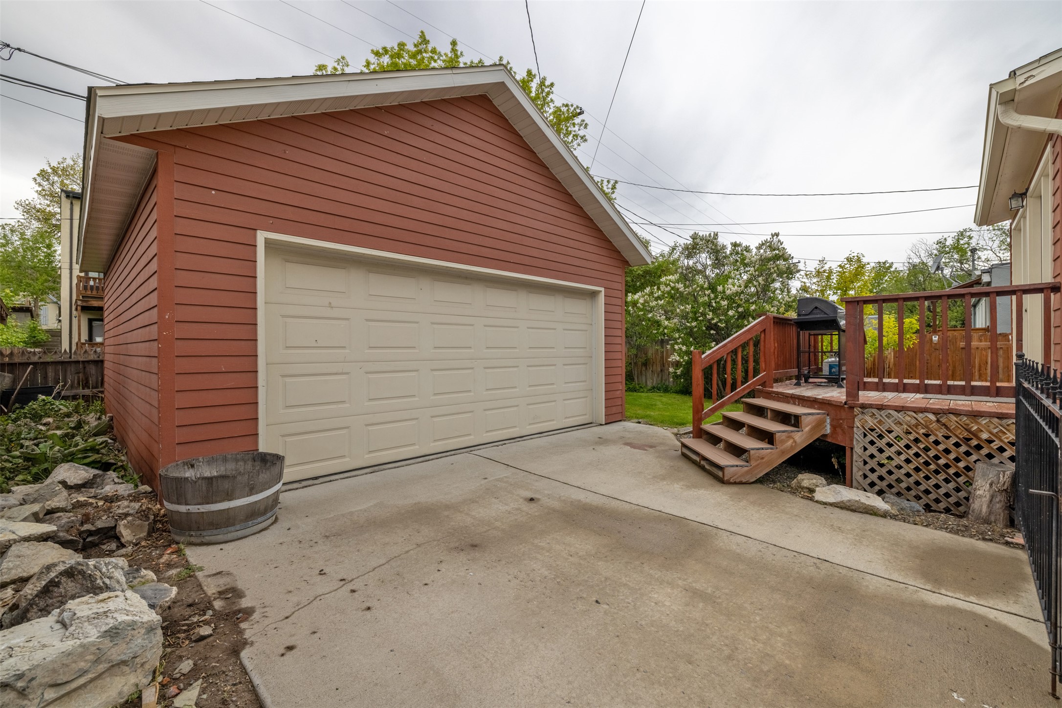 1051 E 6th Avenue Property Photo 49