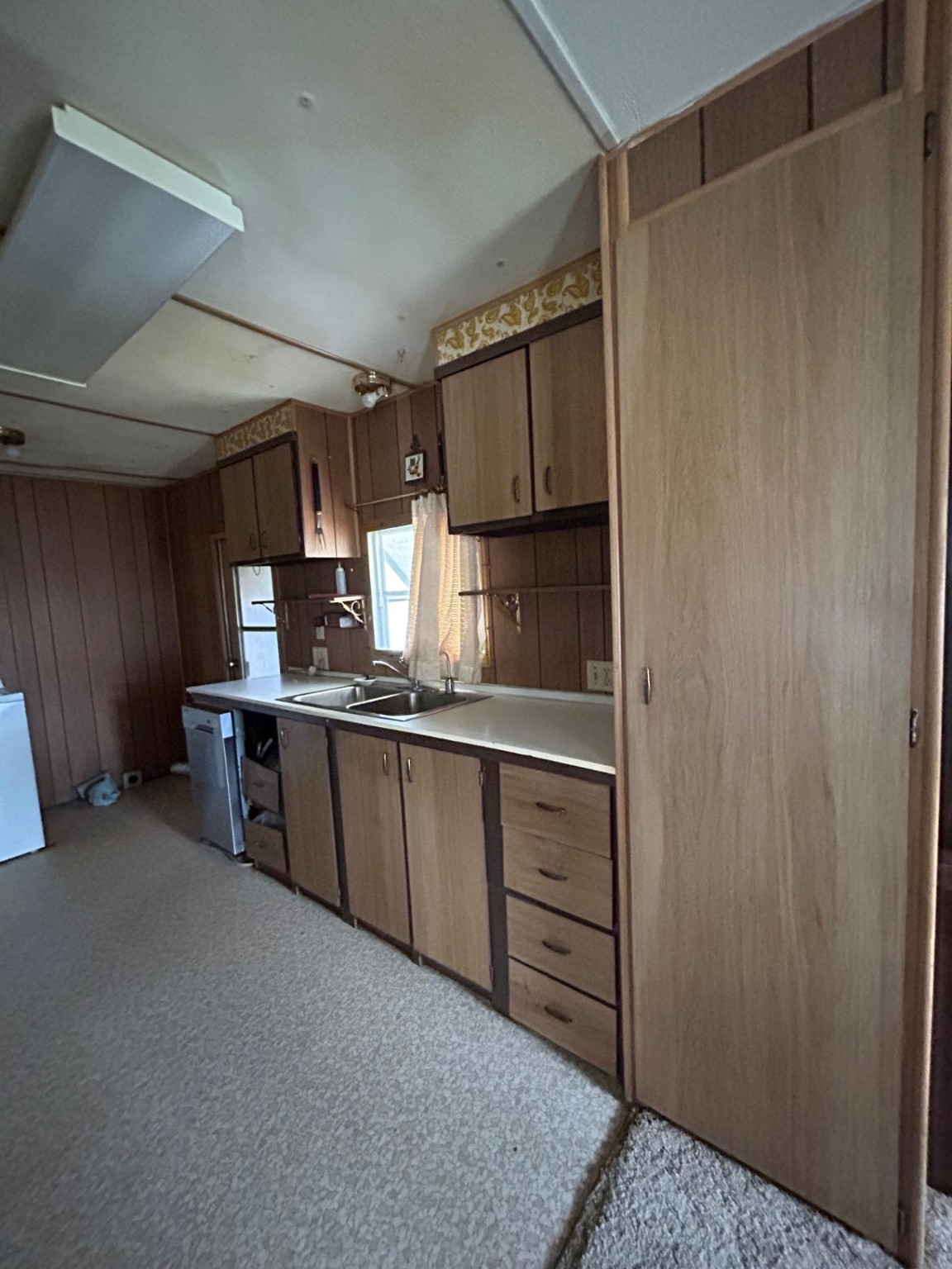 18 W Quincy Avenue Property Photo 8