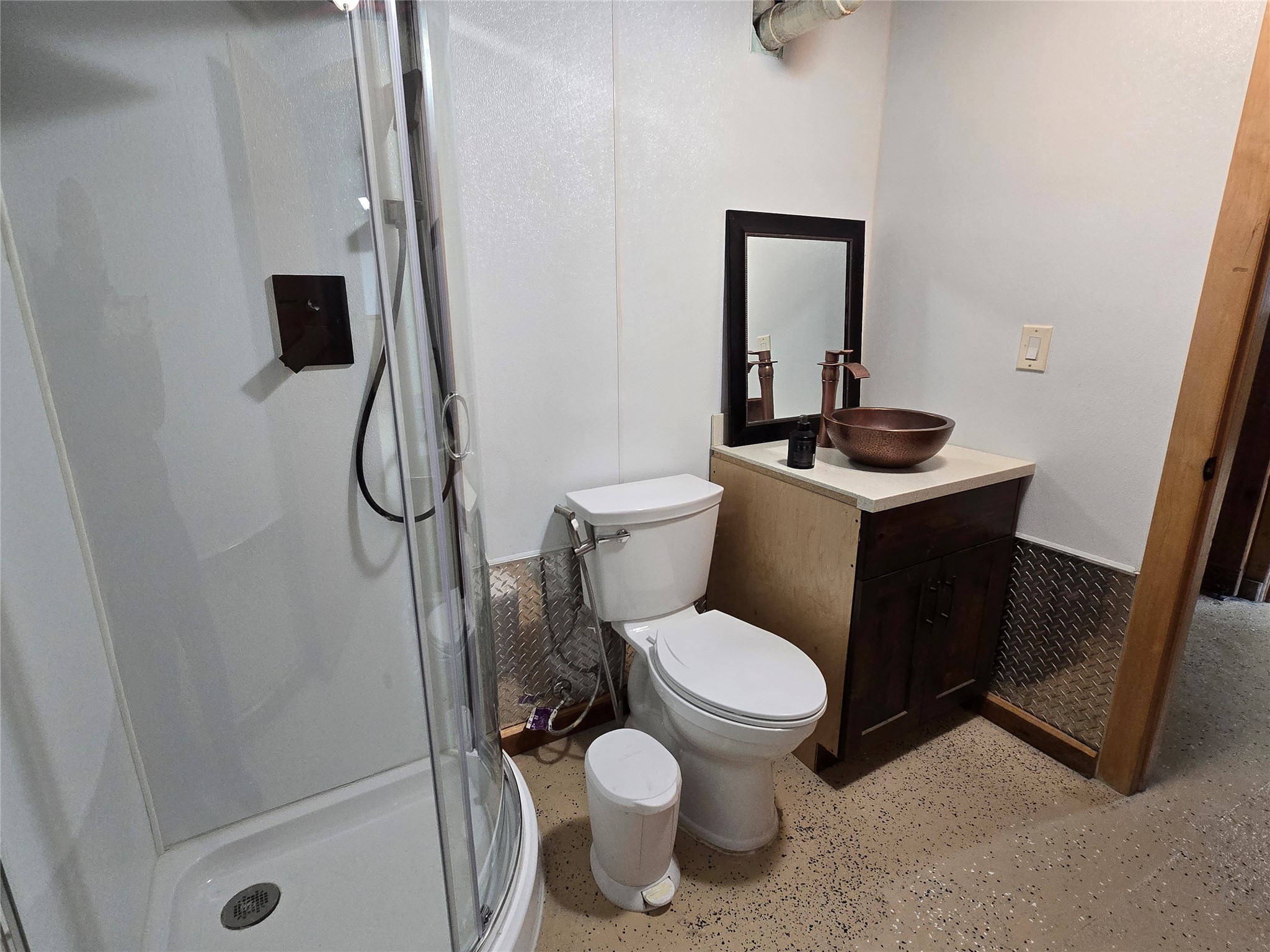 1900 Russell Street C Property Photo 26