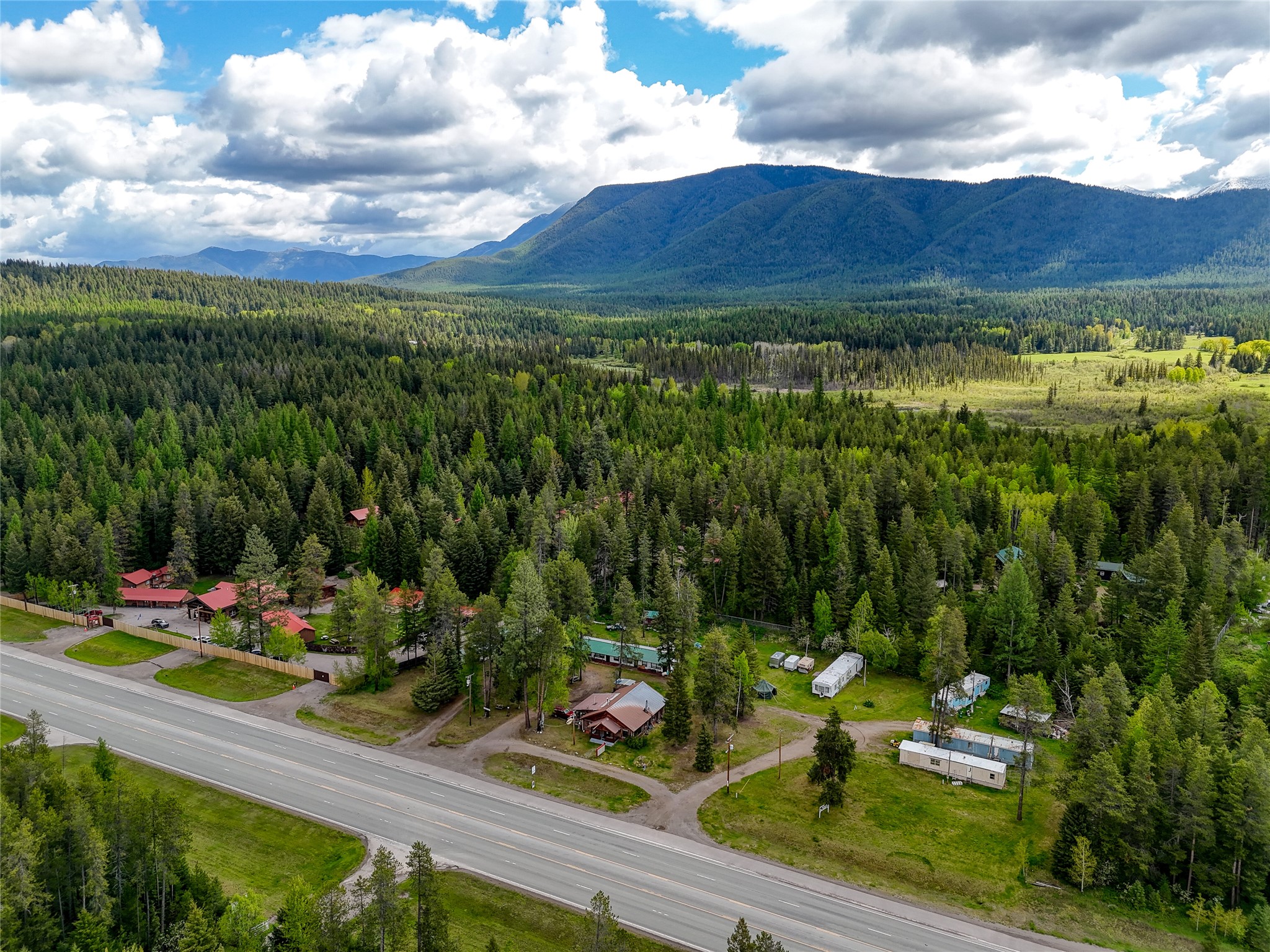 9533 Us Highway 2 E Property Photo 10