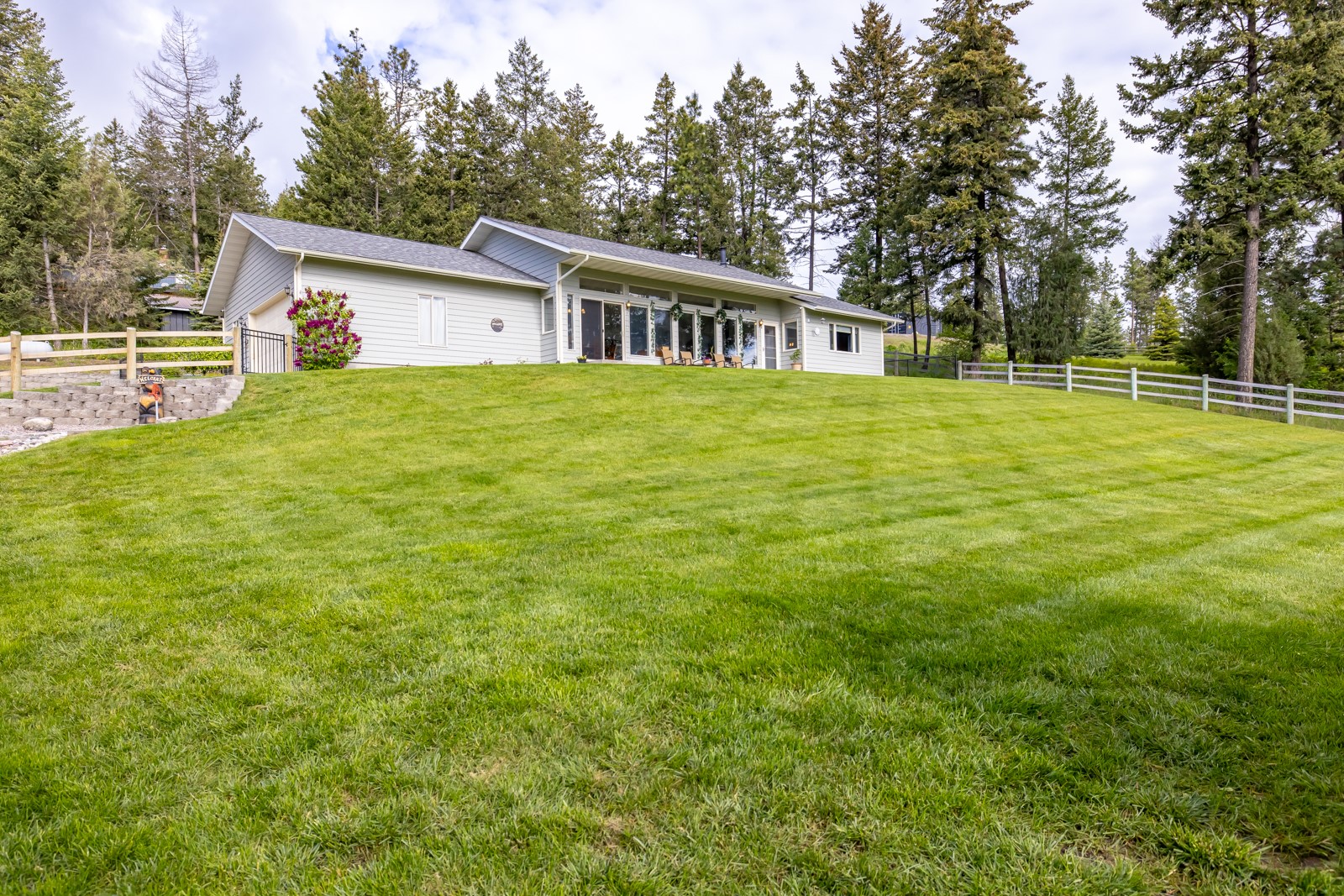 100 Rimini Road Property Photo 3