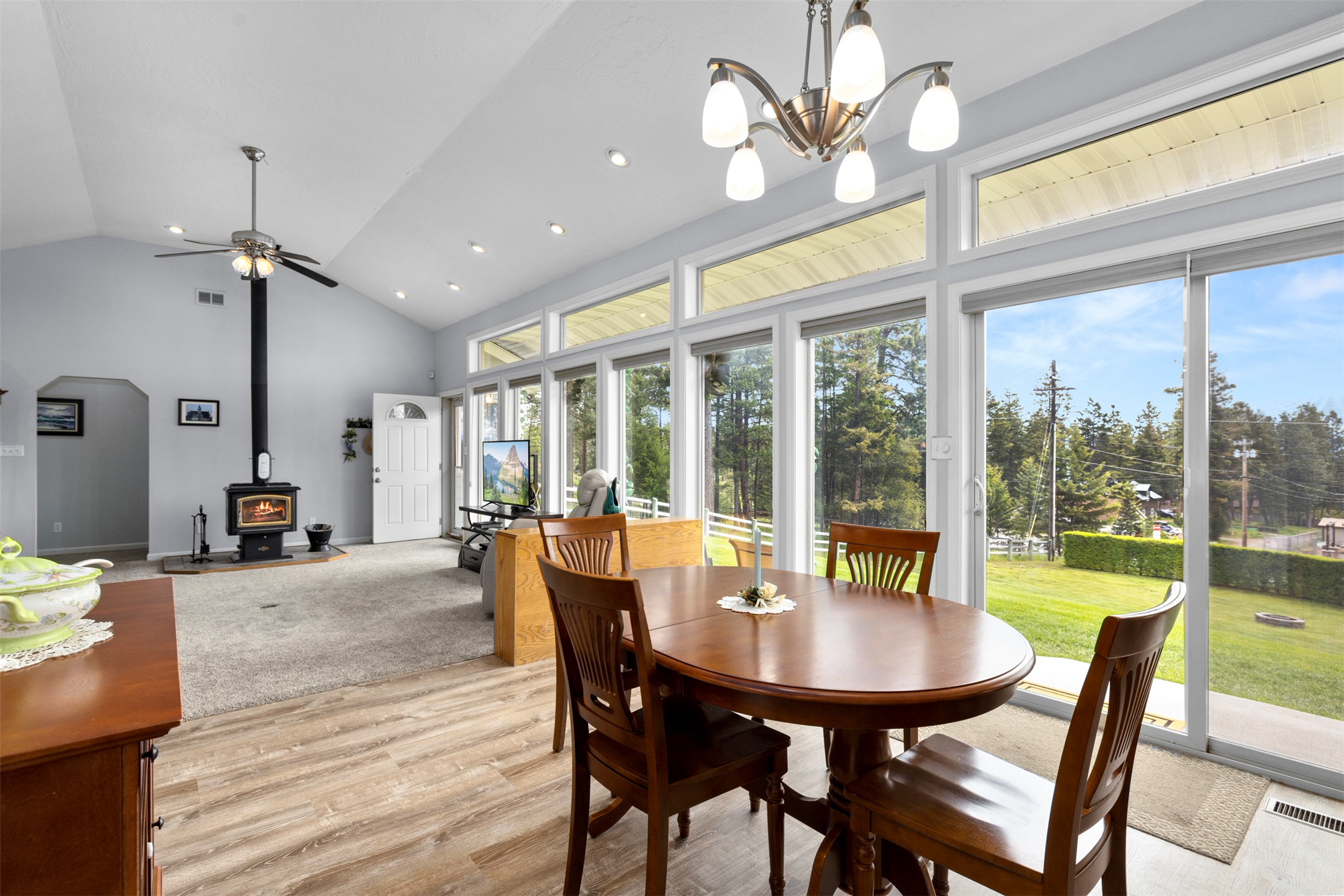 100 Rimini Road Property Photo 4