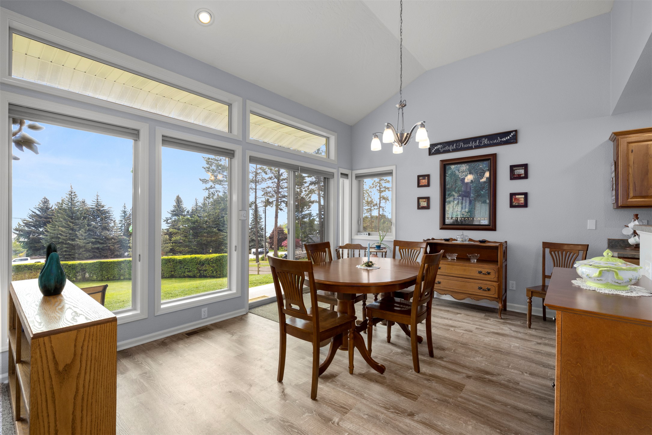 100 Rimini Road Property Photo 8