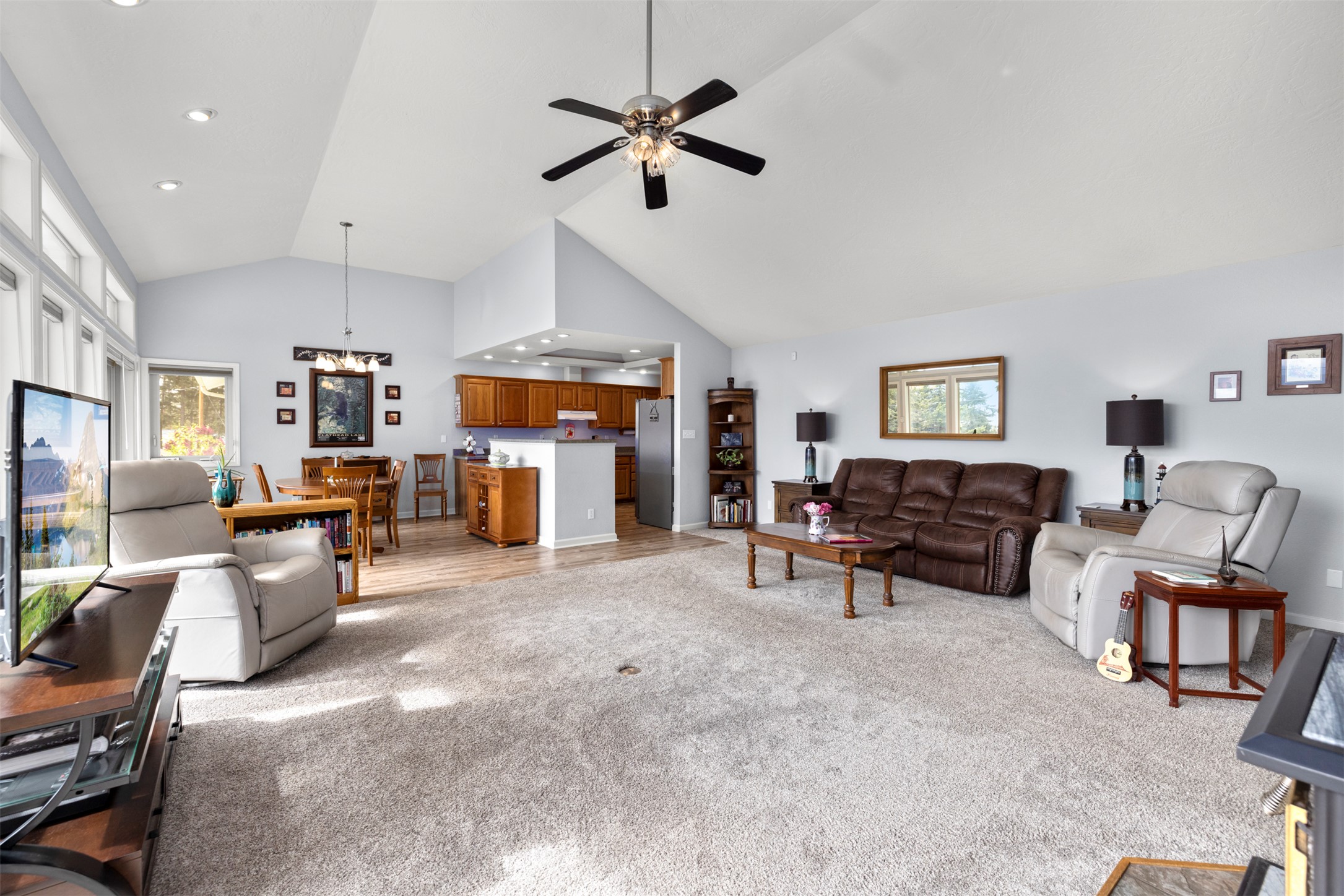 100 Rimini Road Property Photo 11