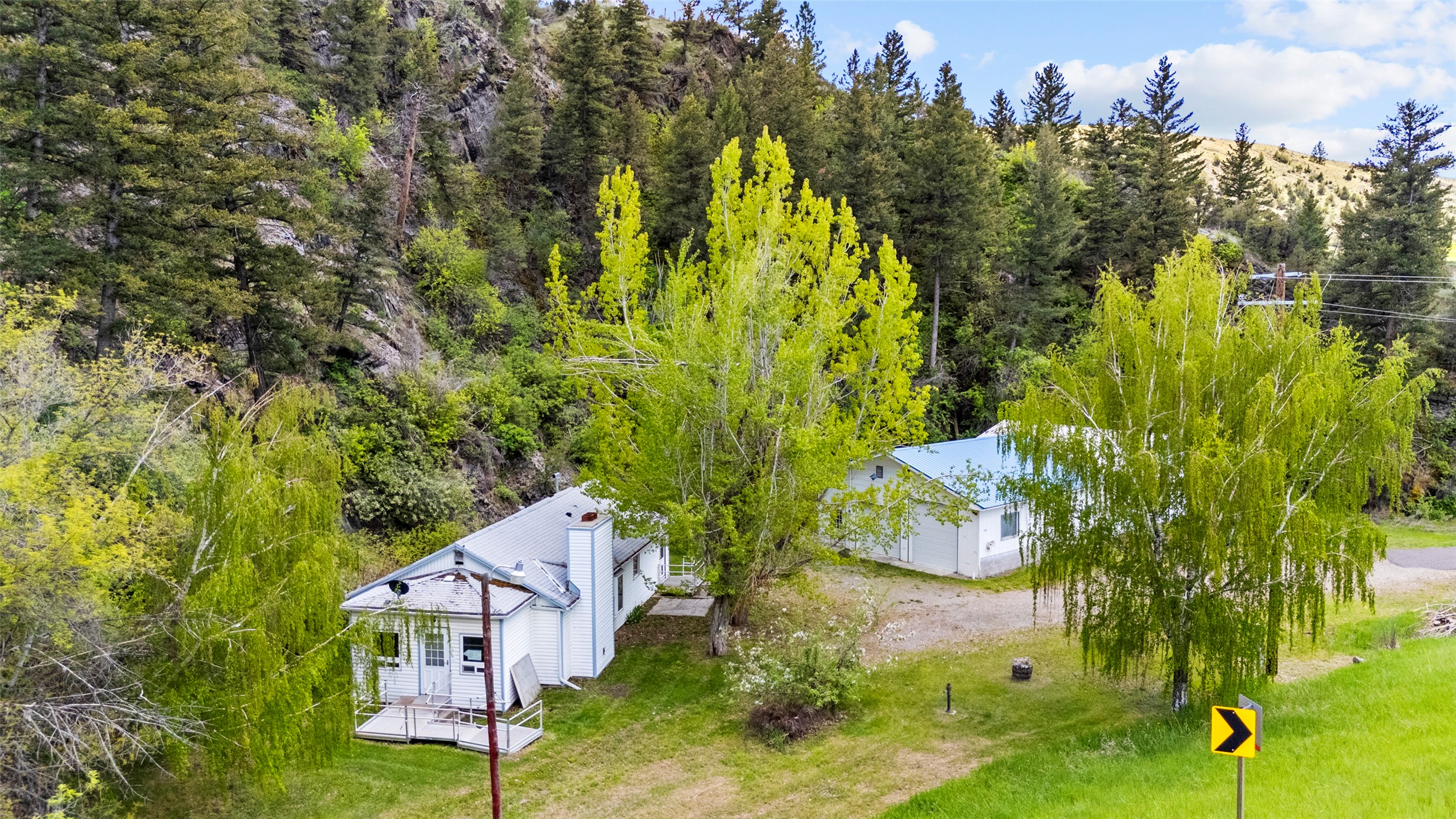 1160 Us Highway 12 E Property Photo