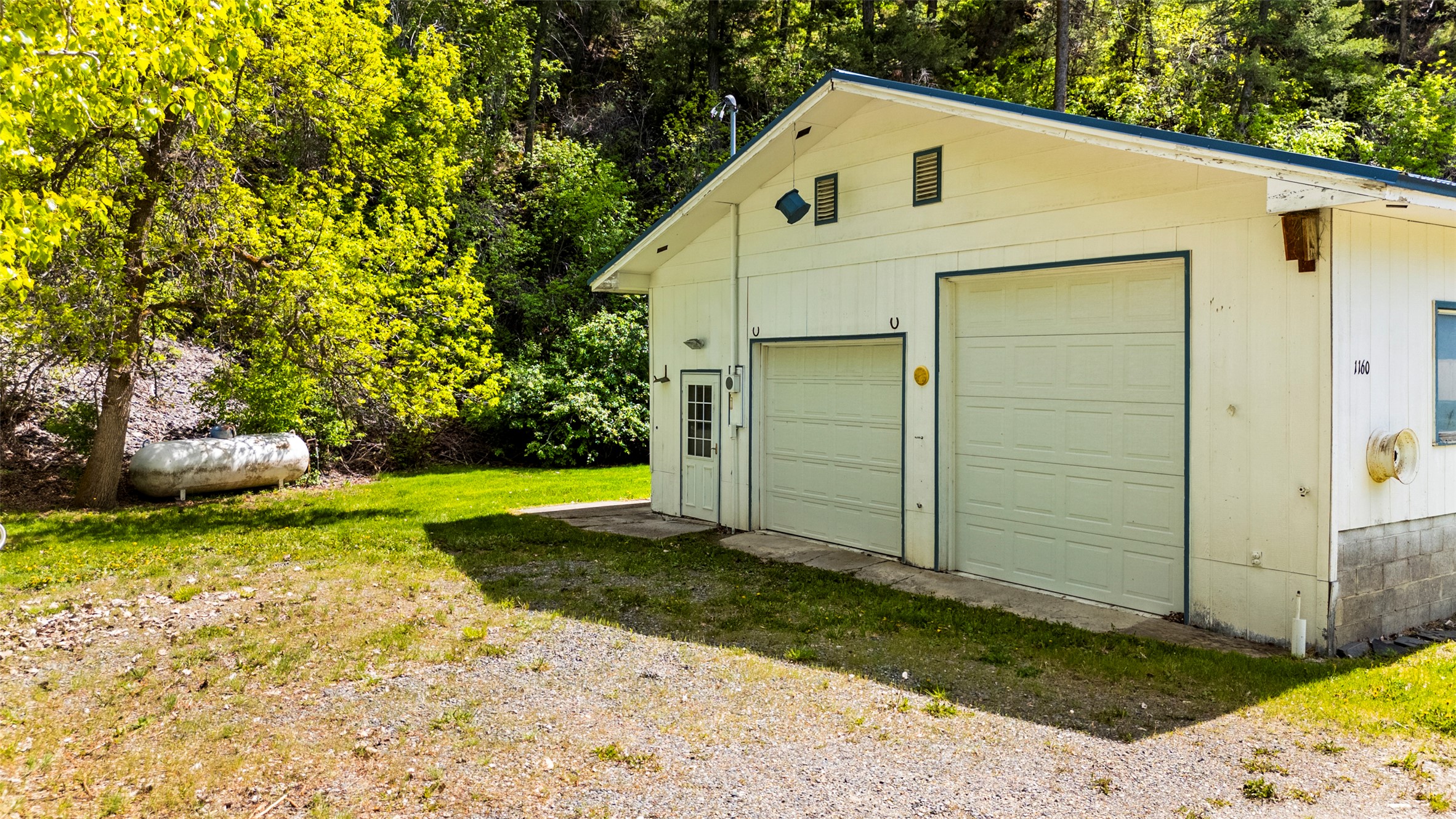 1160 Us Highway 12 E Property Photo 14