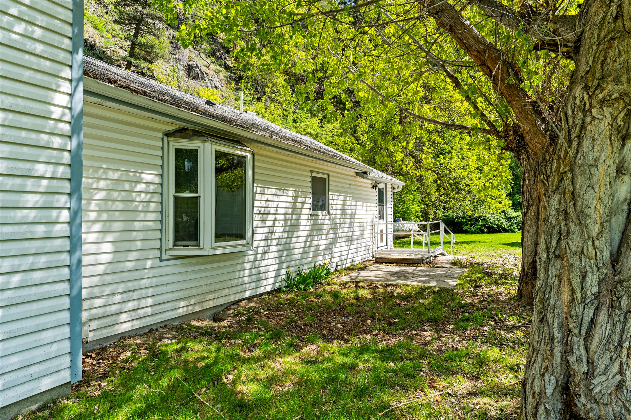 1160 Us Highway 12 E Property Photo 20