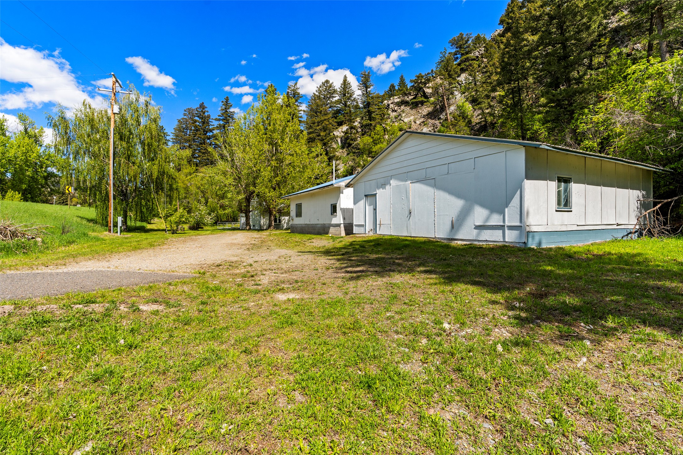 1160 Us Highway 12 E Property Photo 23