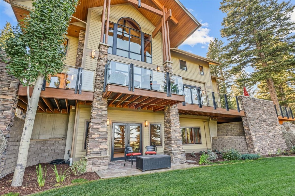 31 Bridle Bit Loop Property Photo