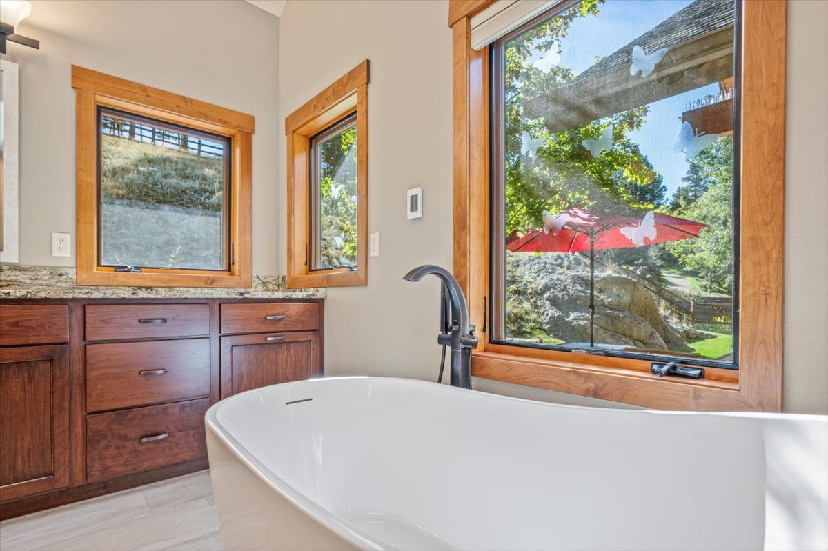 31 Bridle Bit Loop Property Photo 42