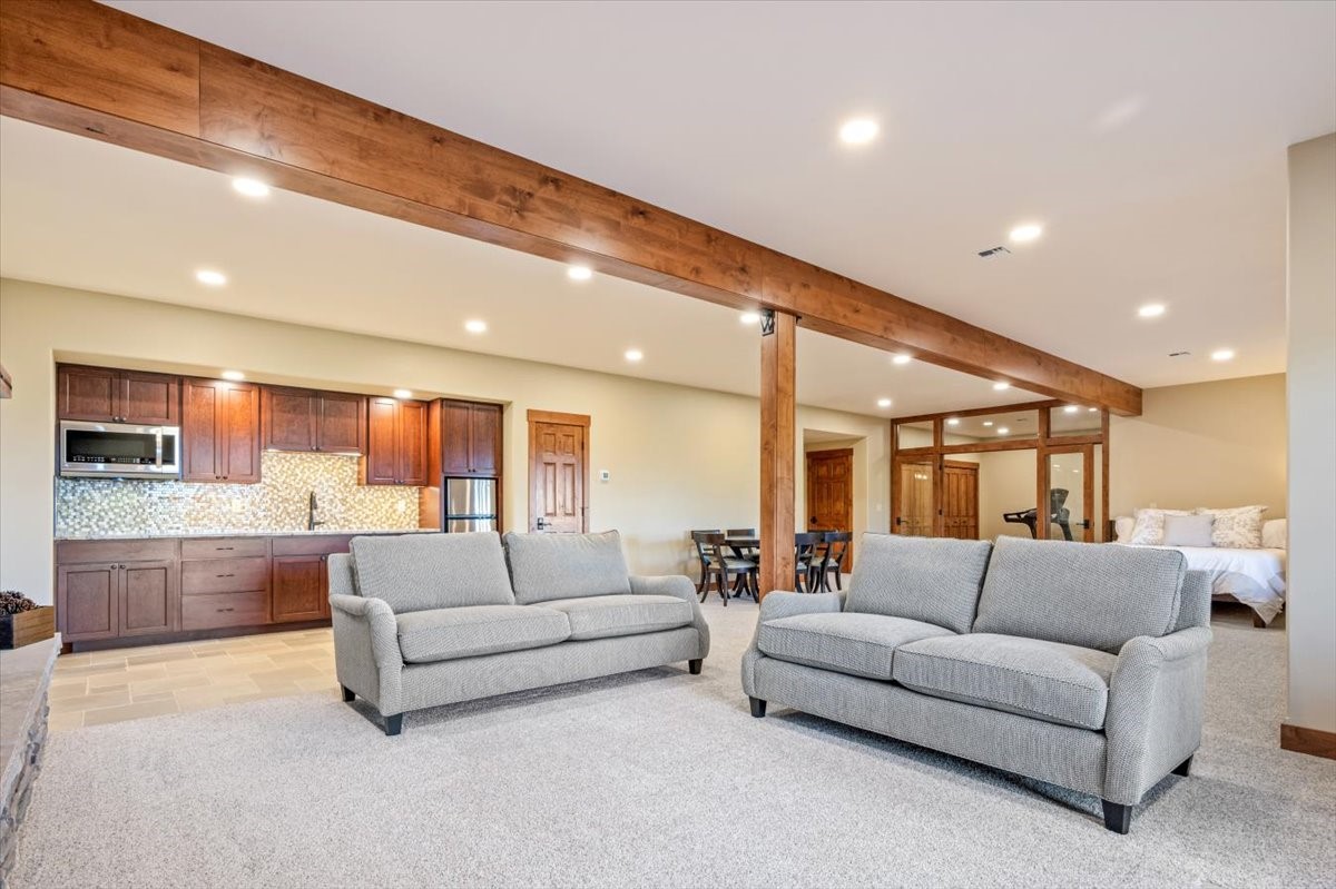 31 Bridle Bit Loop Property Photo 65