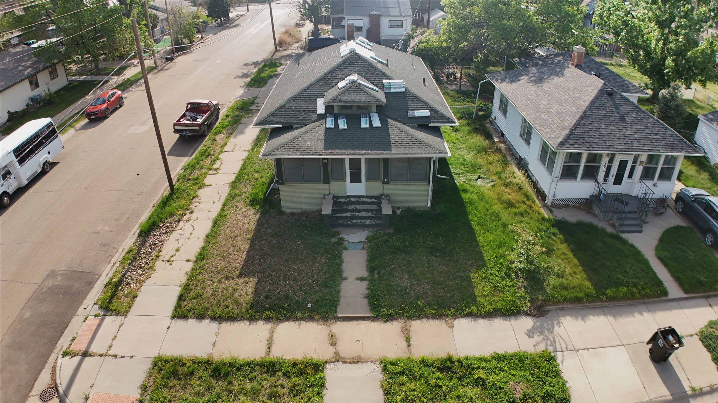 701 N Prairie Avenue Property Photo 1