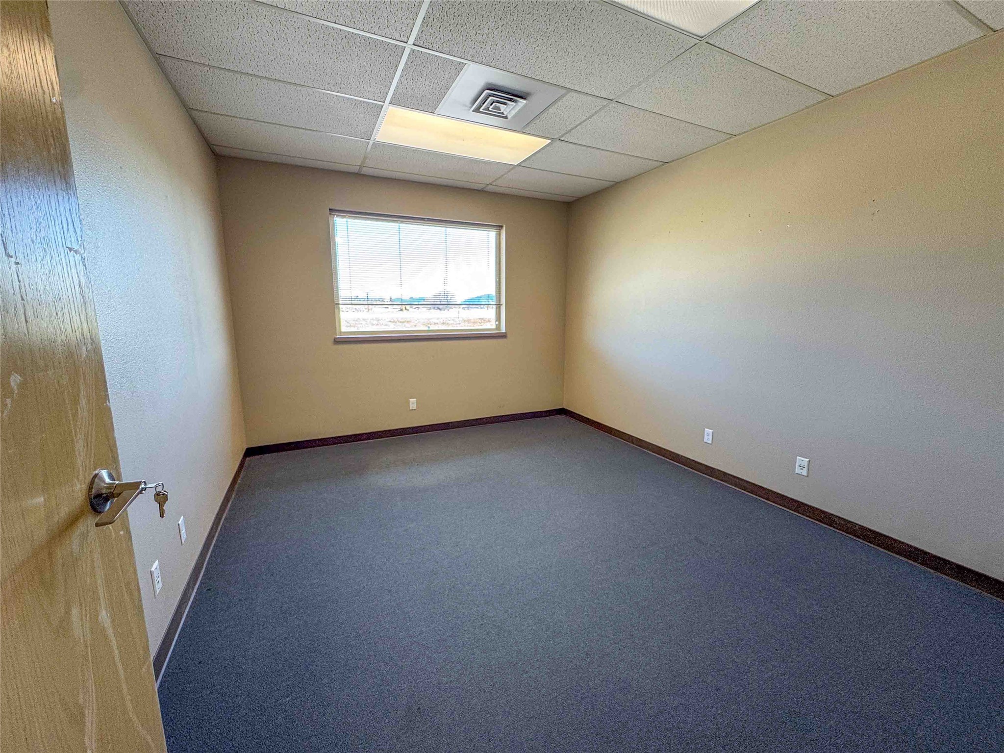 5 Whitetail Road Property Photo 14