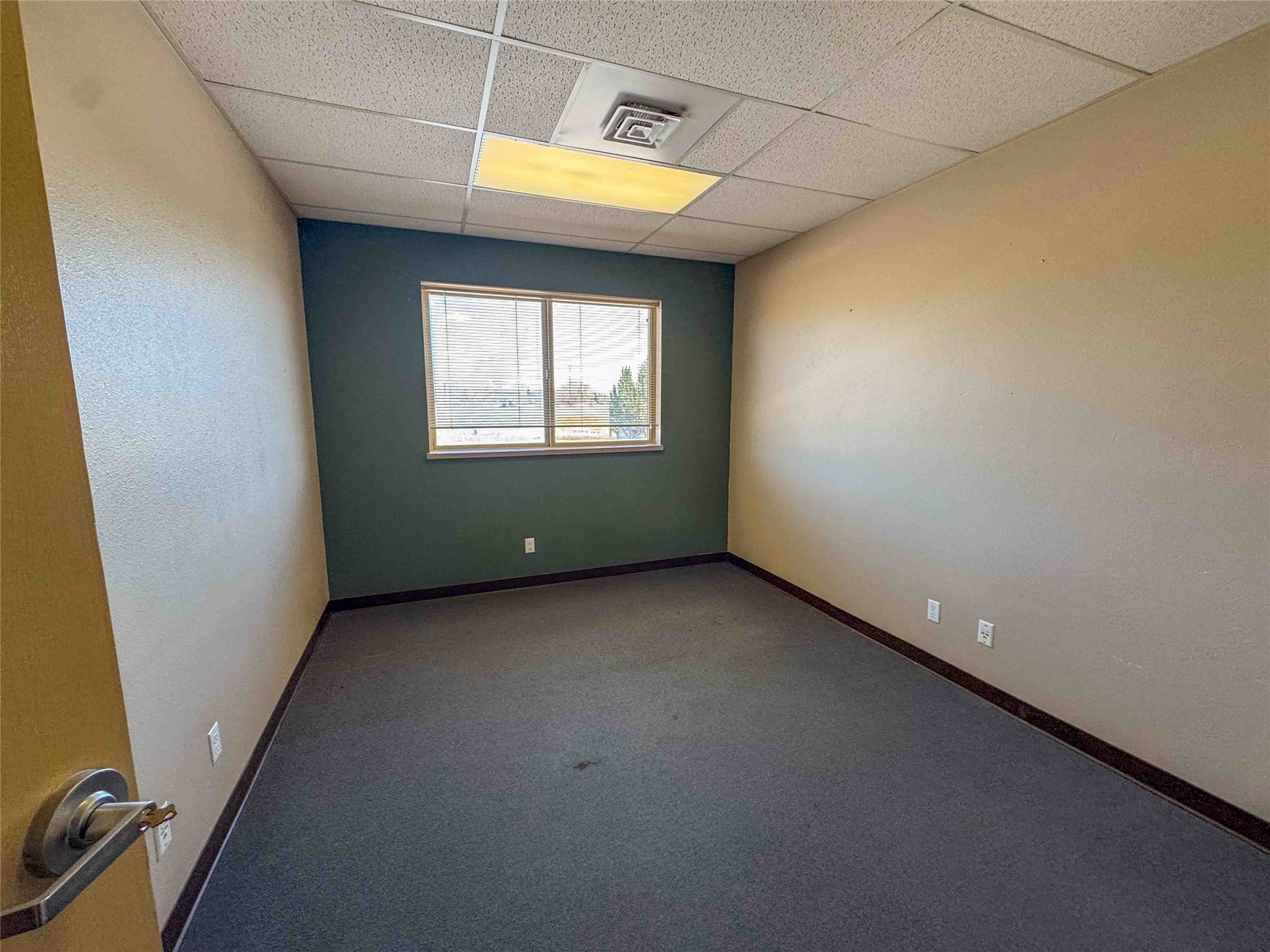 5 Whitetail Road Property Photo 16