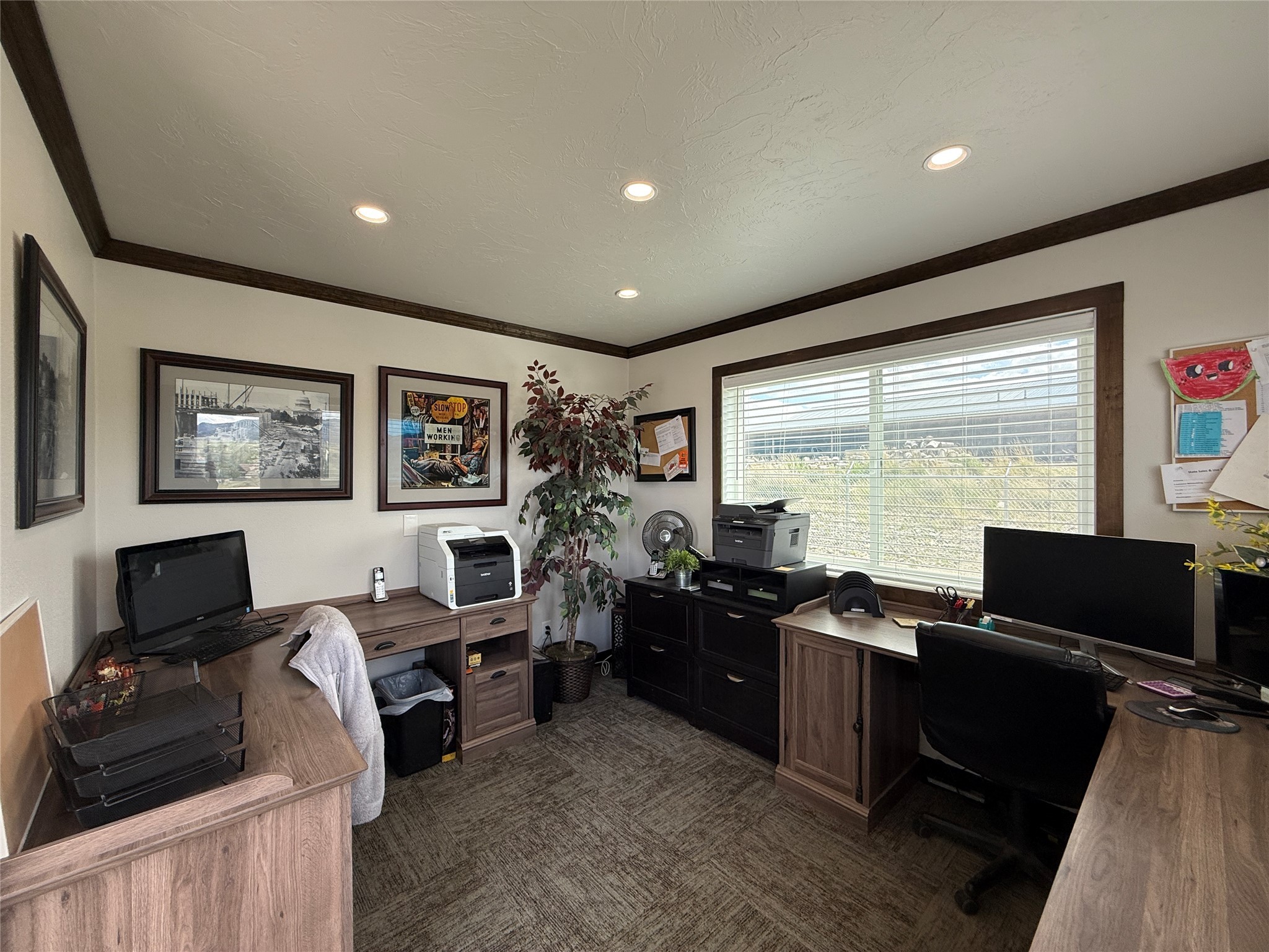 11 Industry Loop Property Photo 7