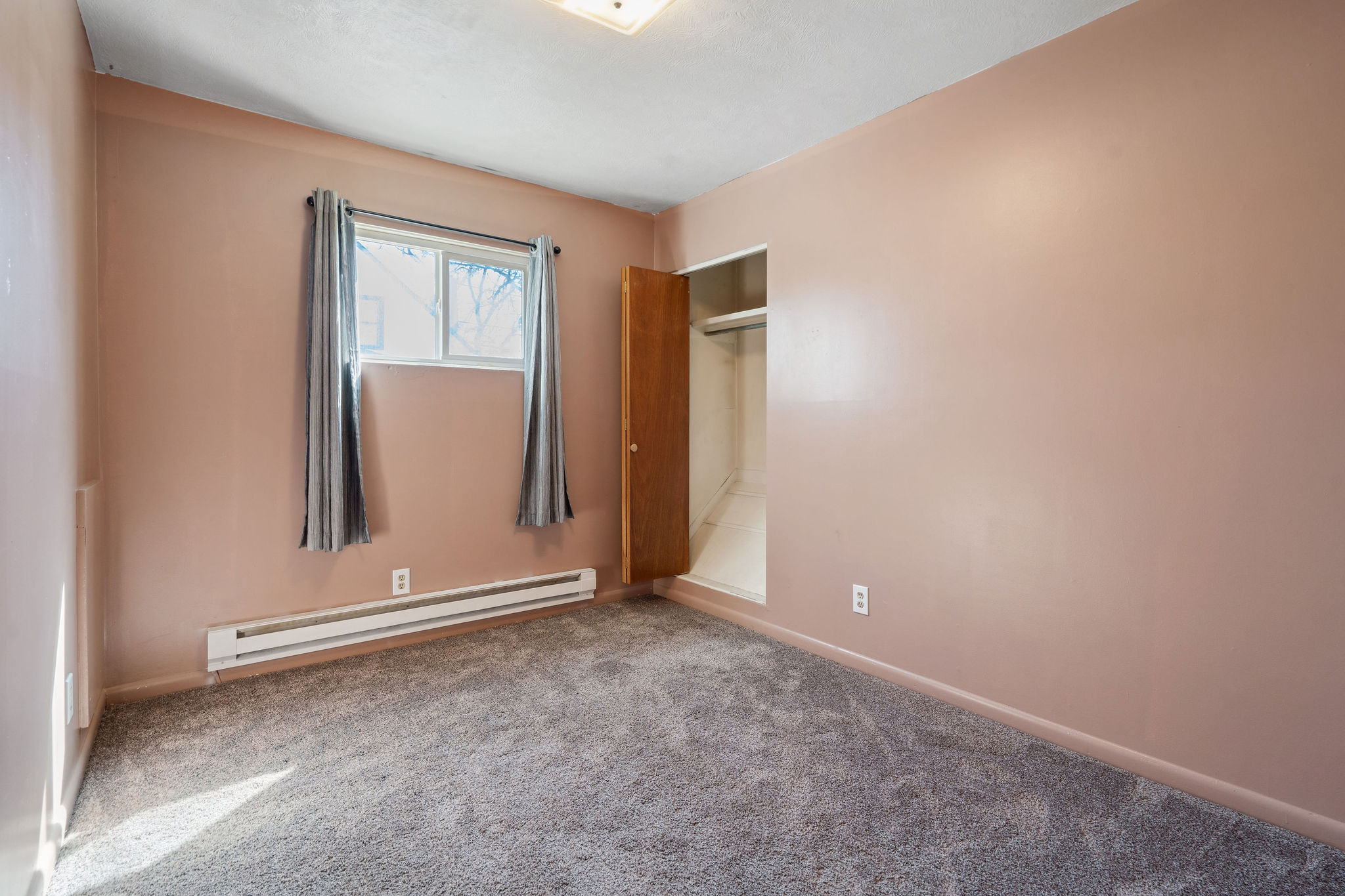 643 1st Avenue E Property Photo 21