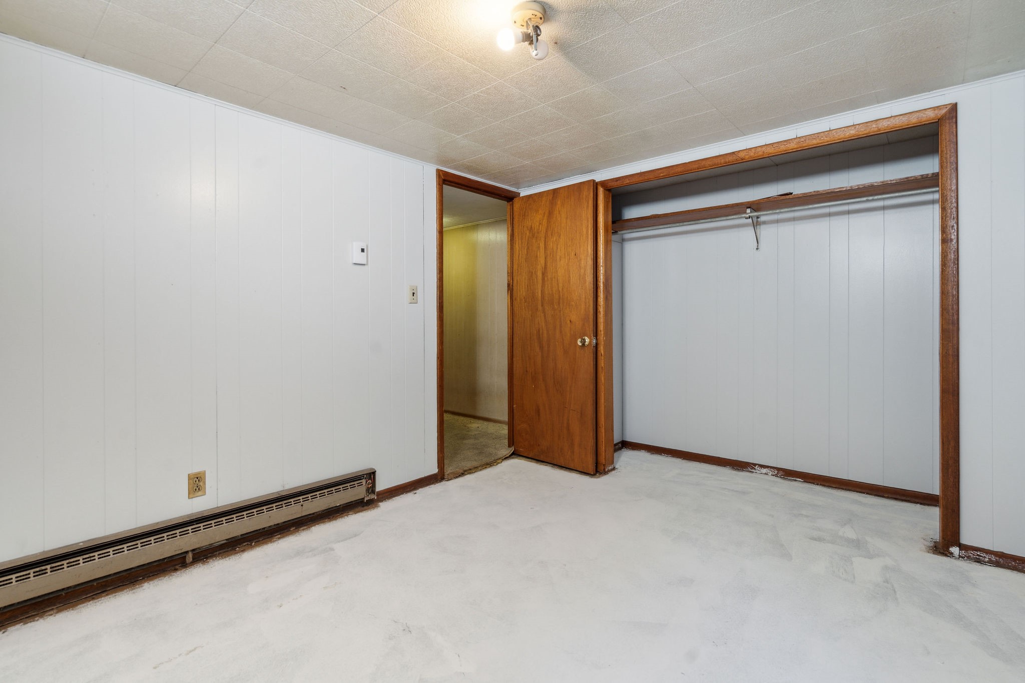 643 1st Avenue E Property Photo 28