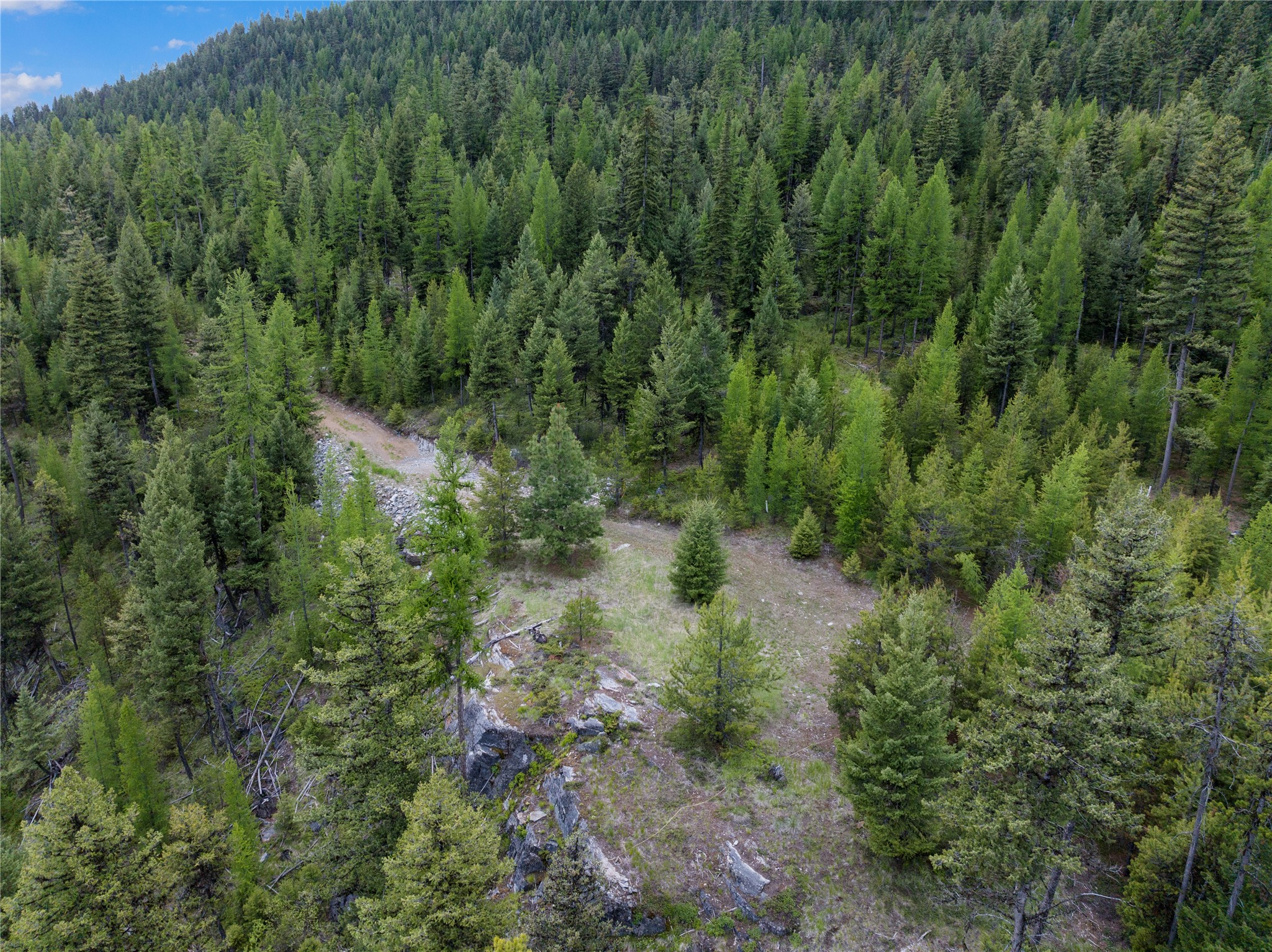 300 Highland Trail Property Photo 7