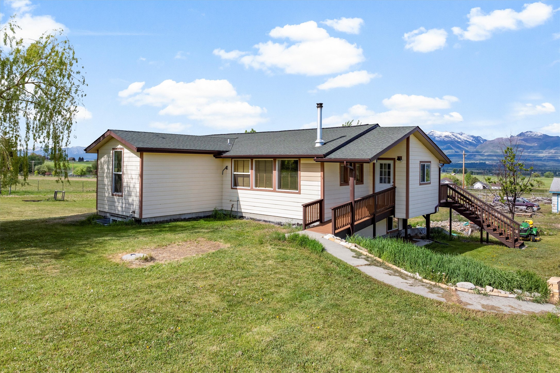 1456 Summerdale Road Property Photo 1