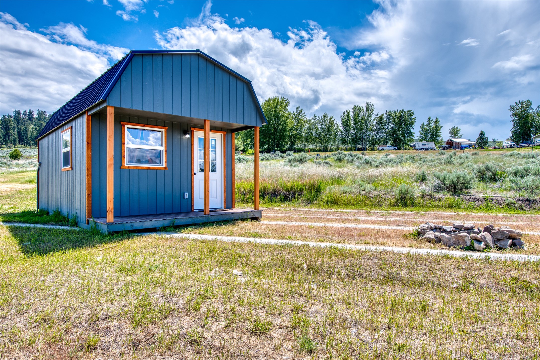 3661 Sagehill Drive Property Photo 2