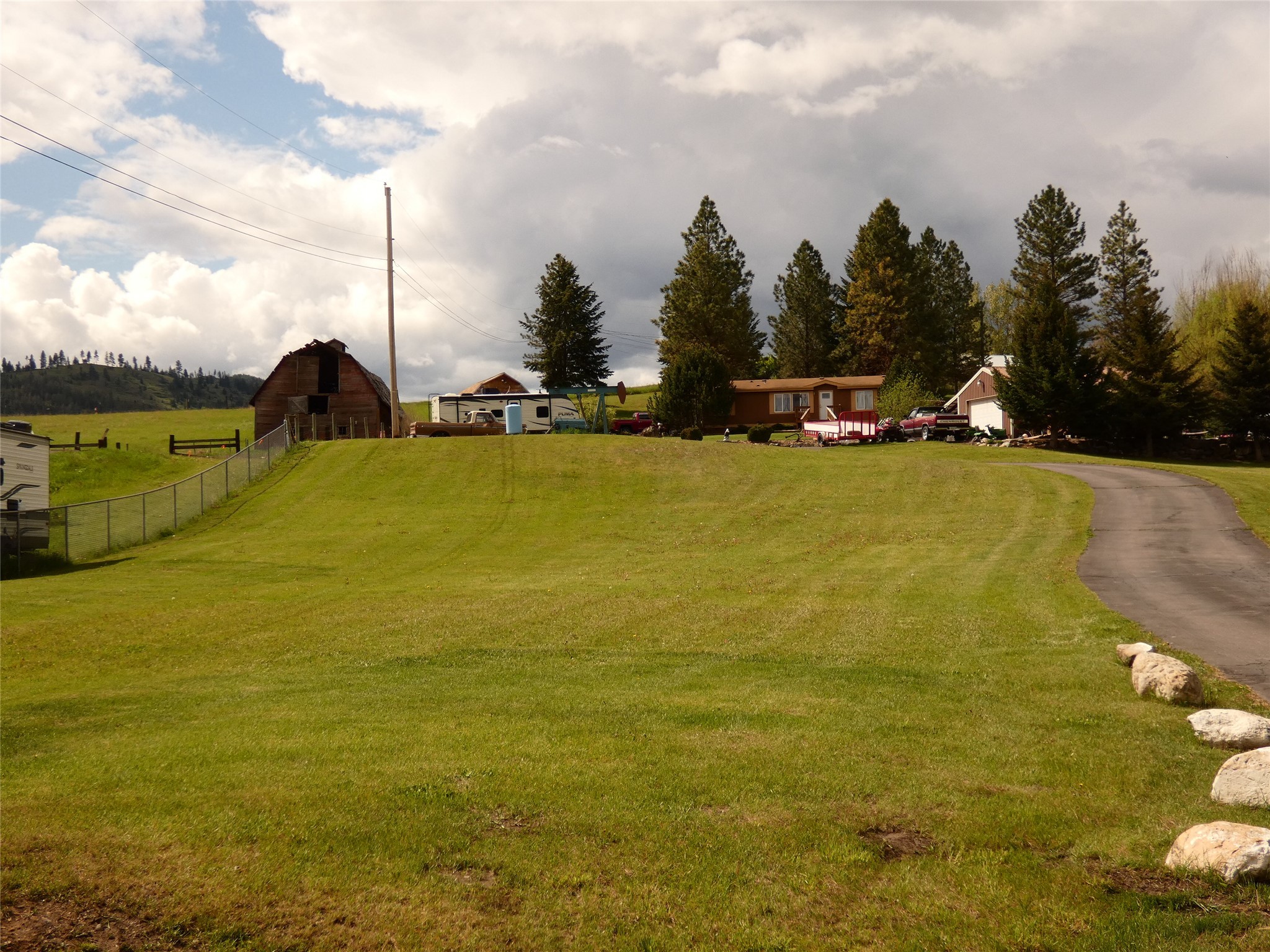 2240 Whalebone Drive Property Photo 3